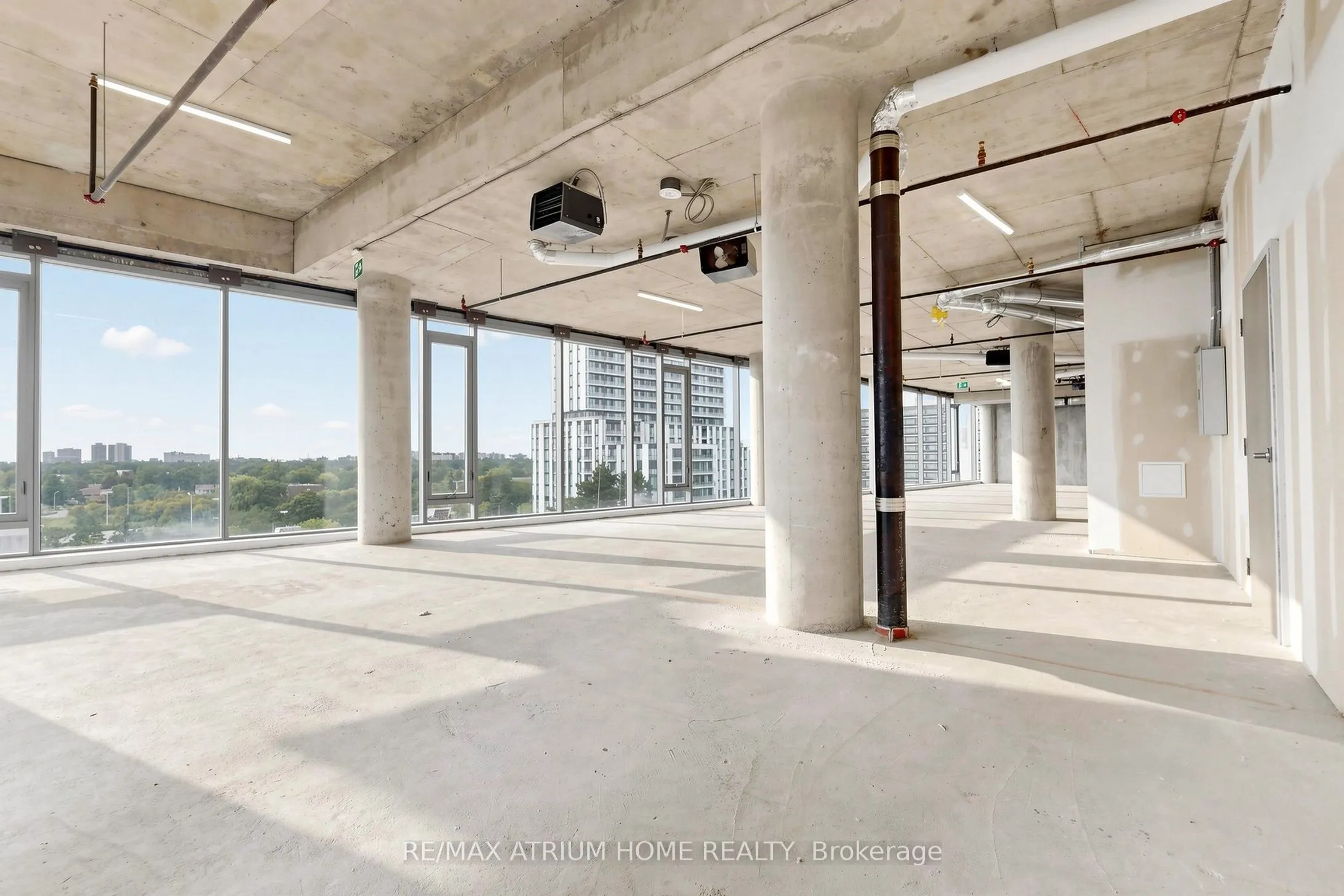 5801 Yonge Street #800-810