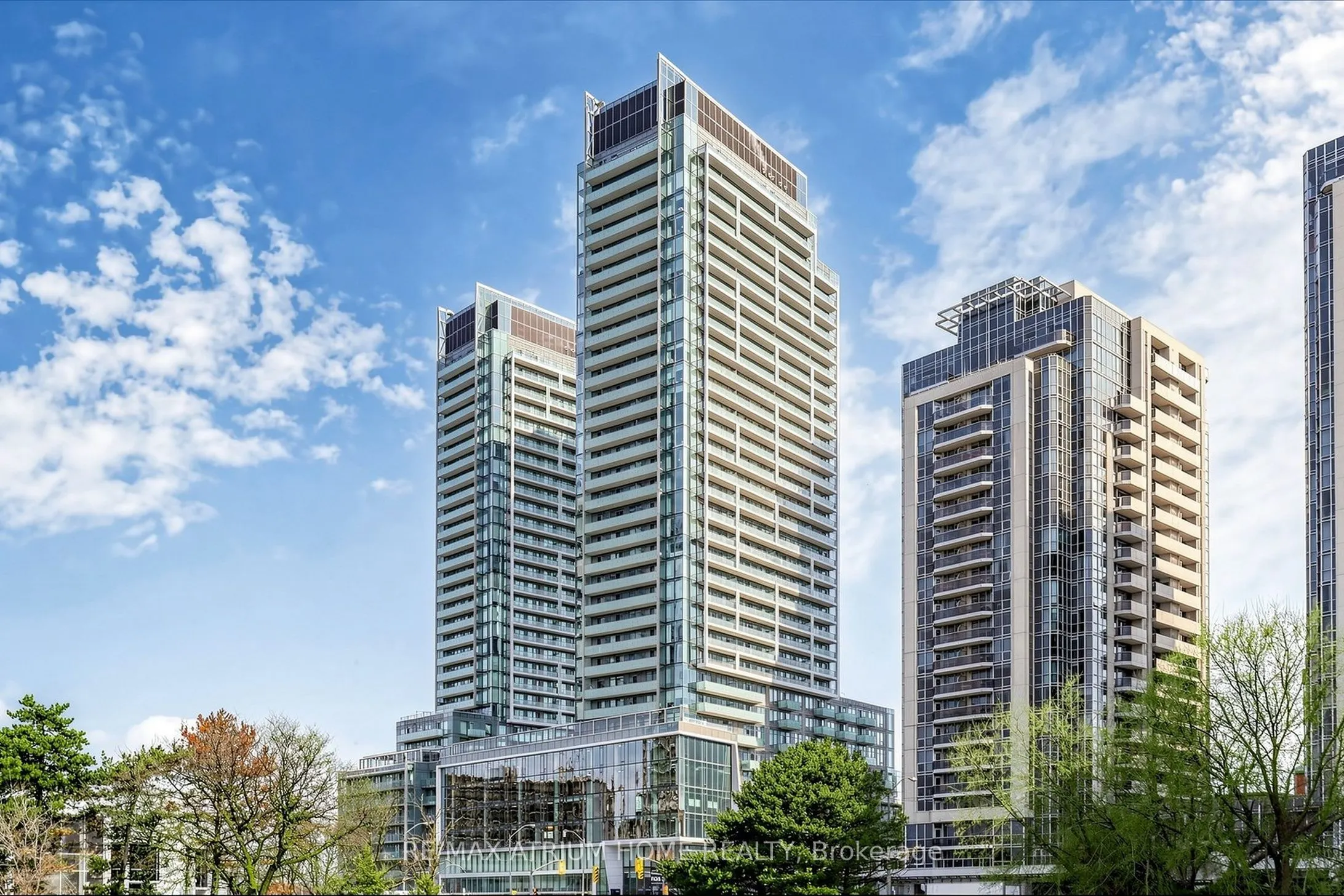 5801 Yonge Street #800-810