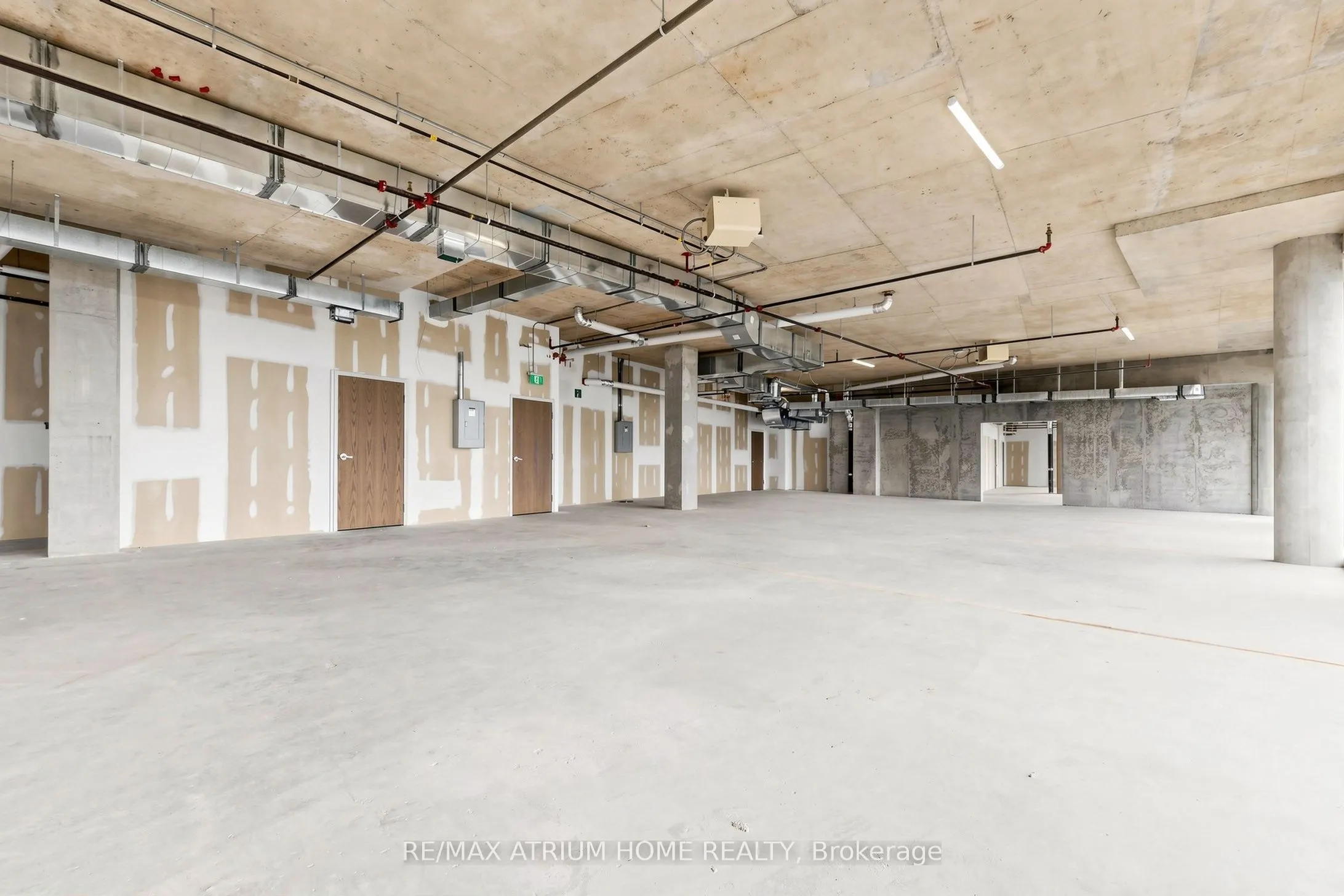 5801 Yonge Street #800-810
