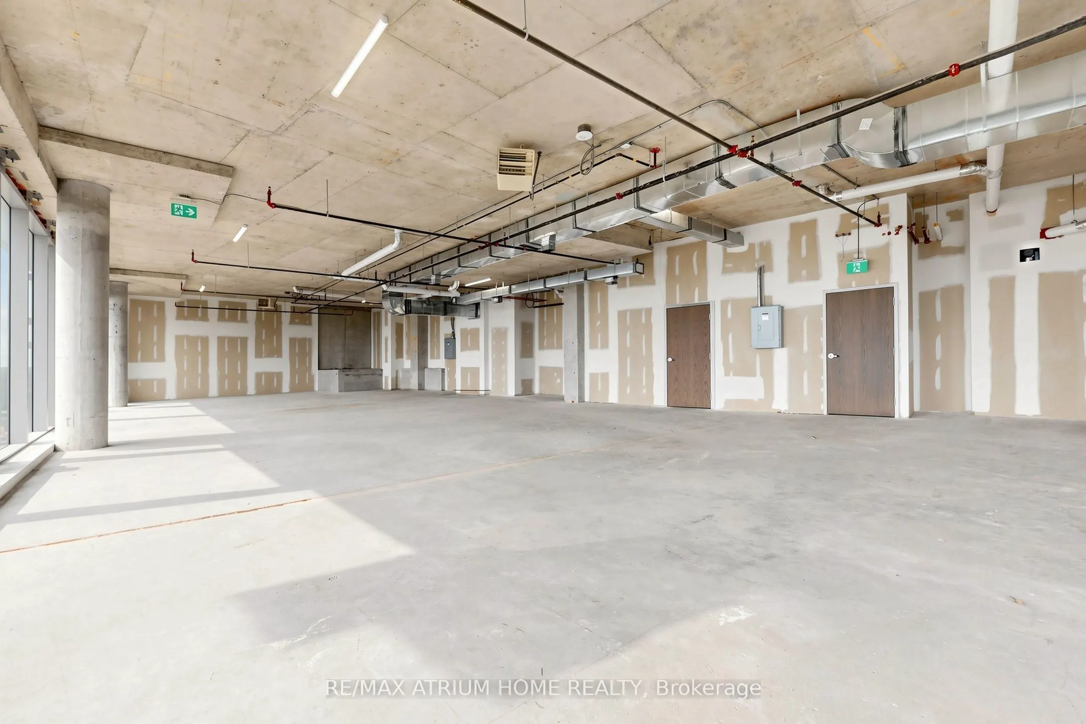 5801 Yonge Street #800-810