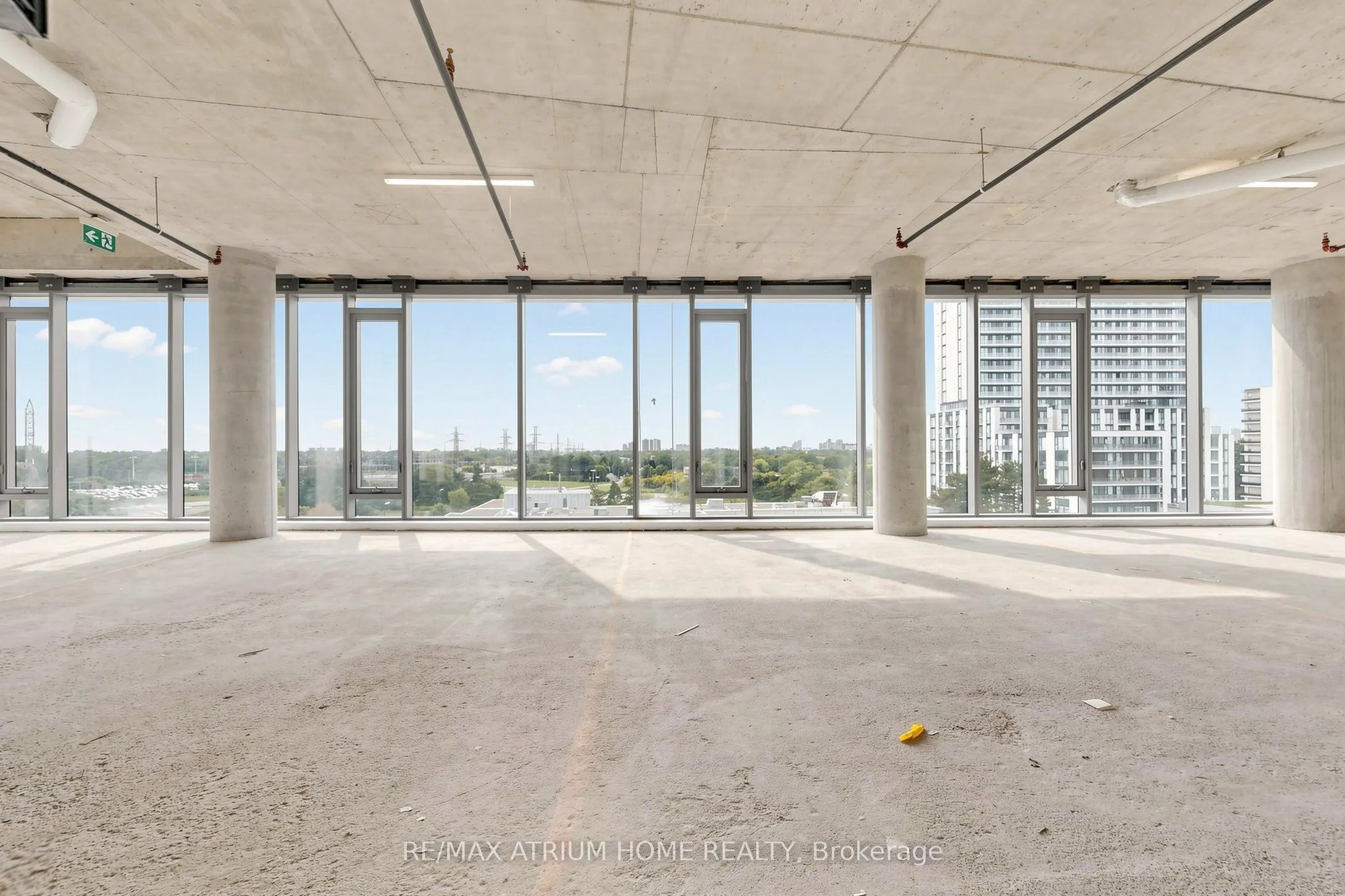 5801 Yonge Street #800-810
