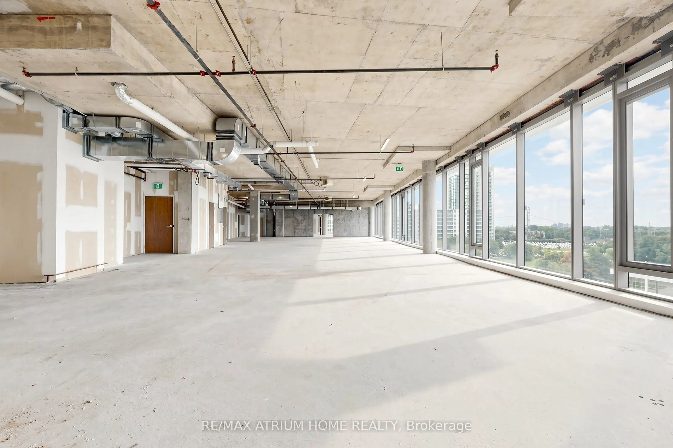 5801 Yonge Street #800-810