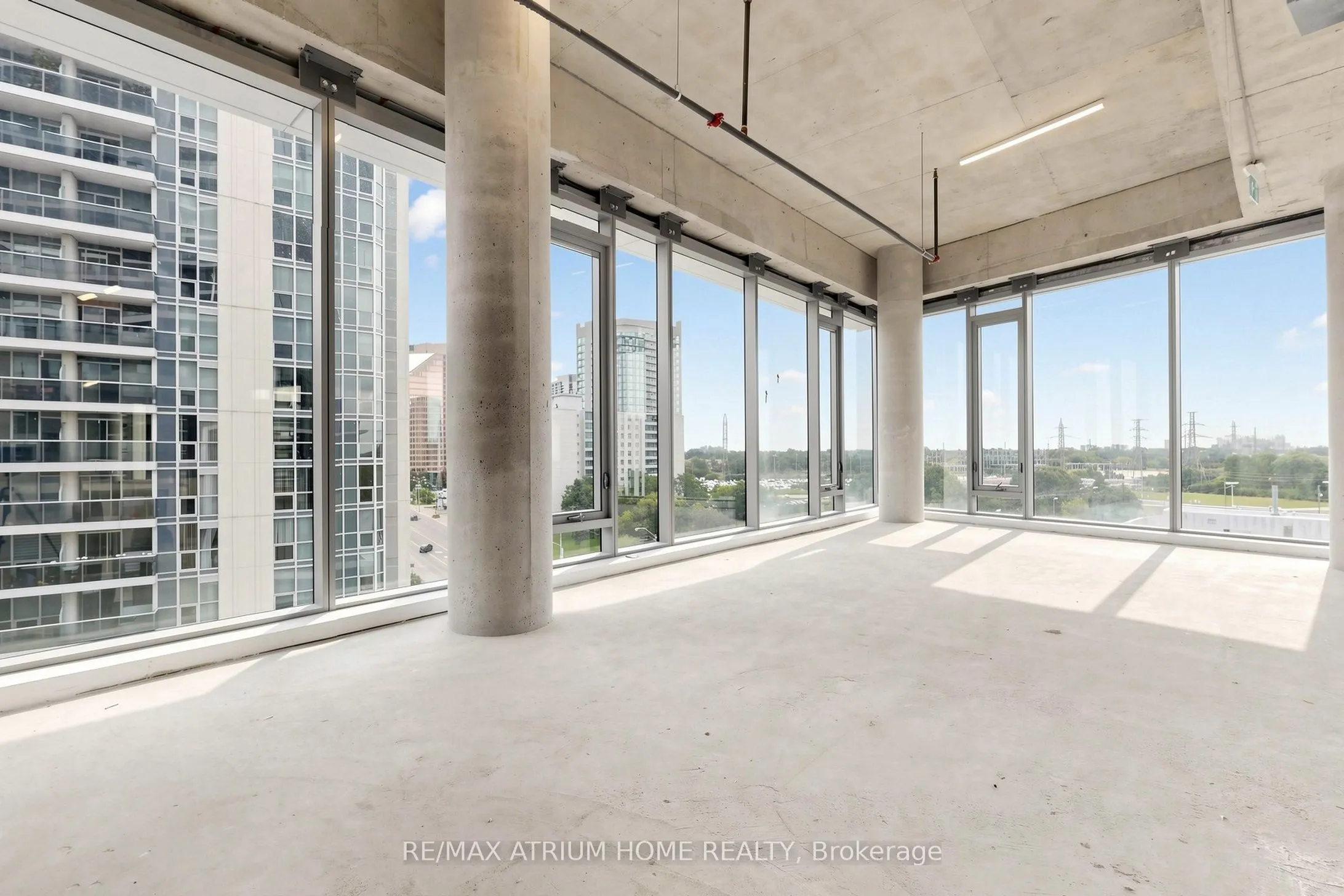 5801 Yonge Street #800-810