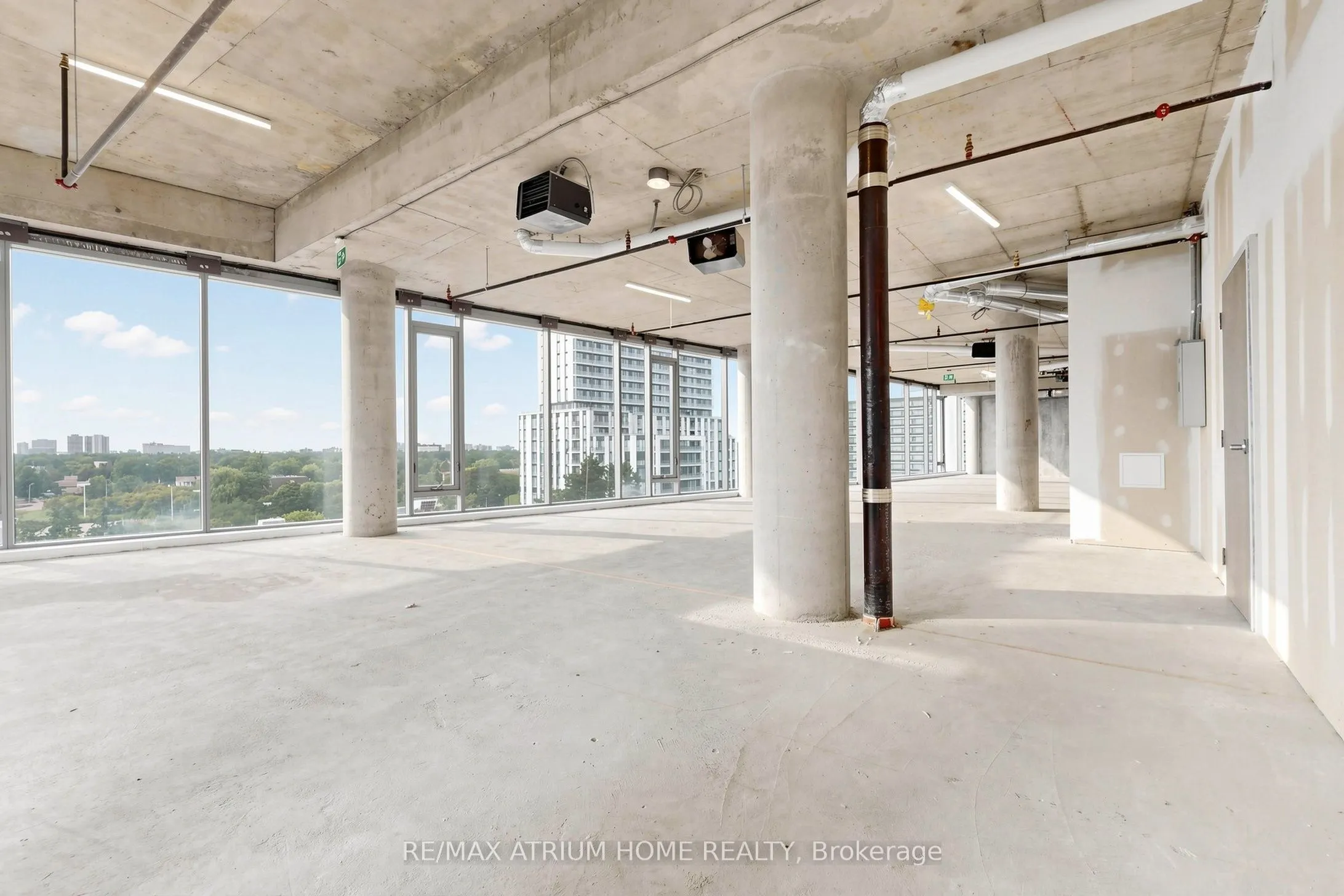 5801 Yonge Street #800-810