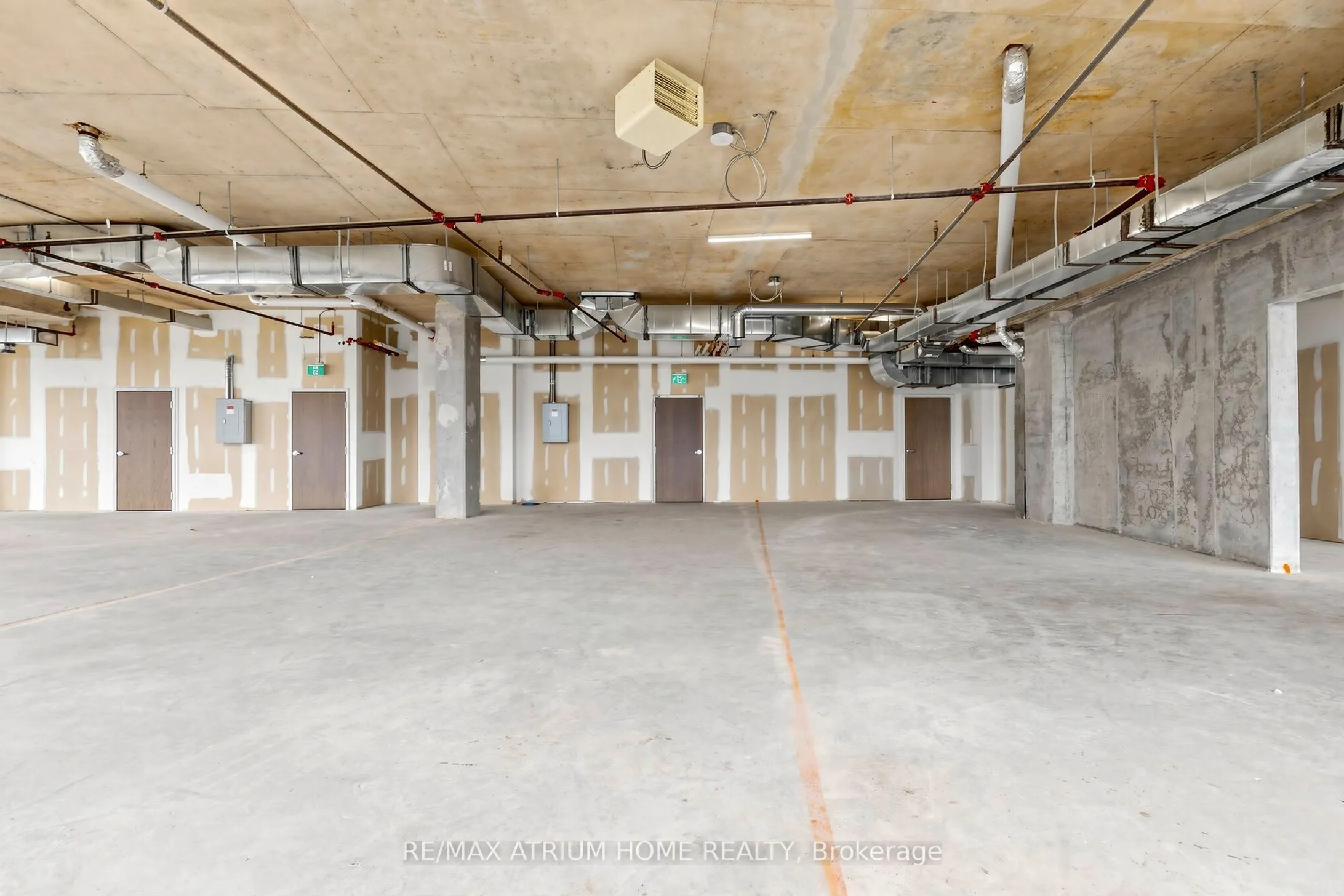 5801 Yonge Street #800-810