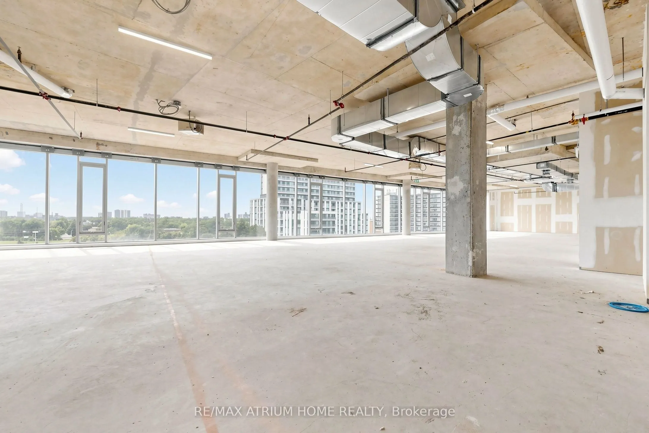 5801 Yonge Street #800-810