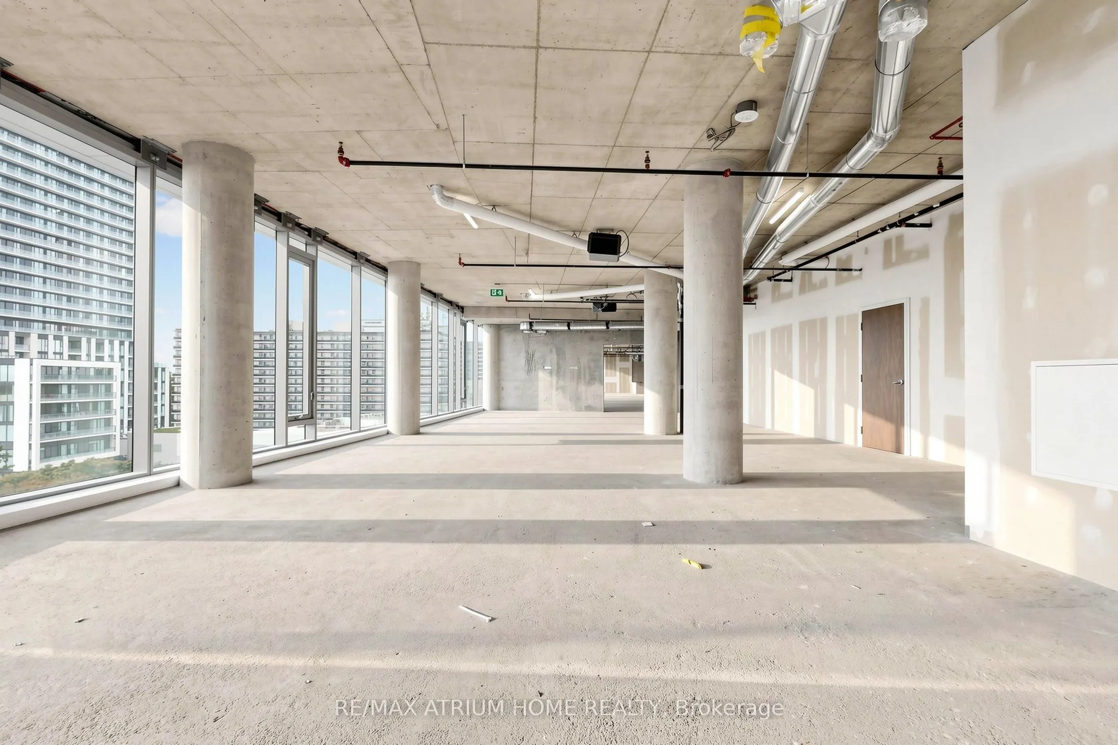5801 Yonge Street #800-810