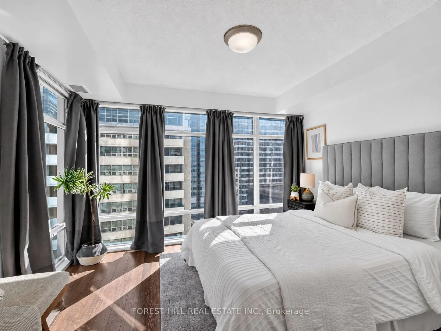 2191 Yonge Street #1611