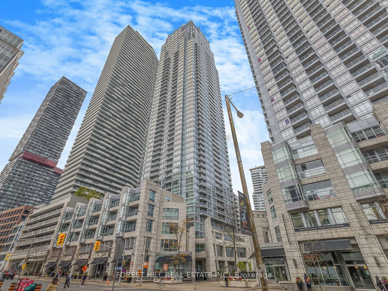 2191 Yonge Street #1611