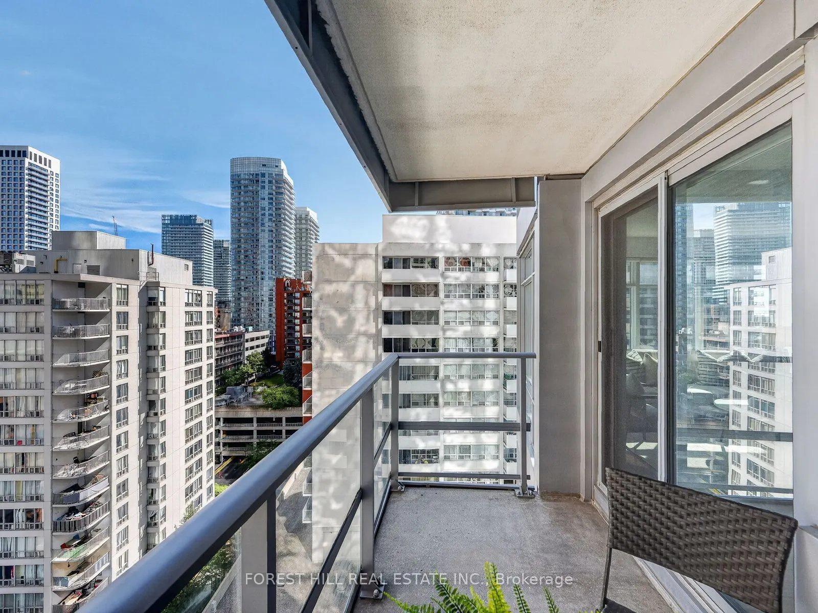 2191 Yonge Street #1611