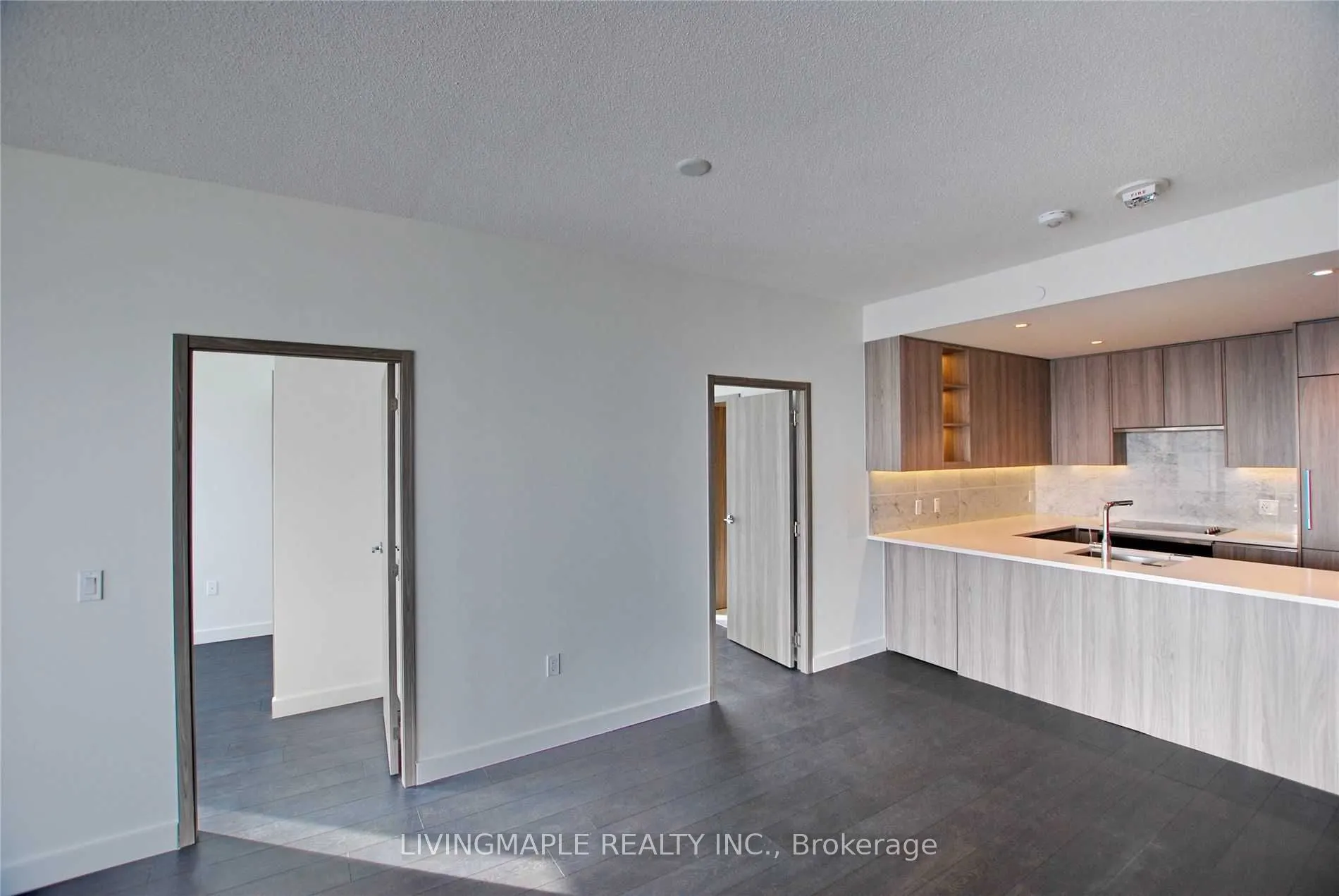 95 Mcmahon Drive #3503