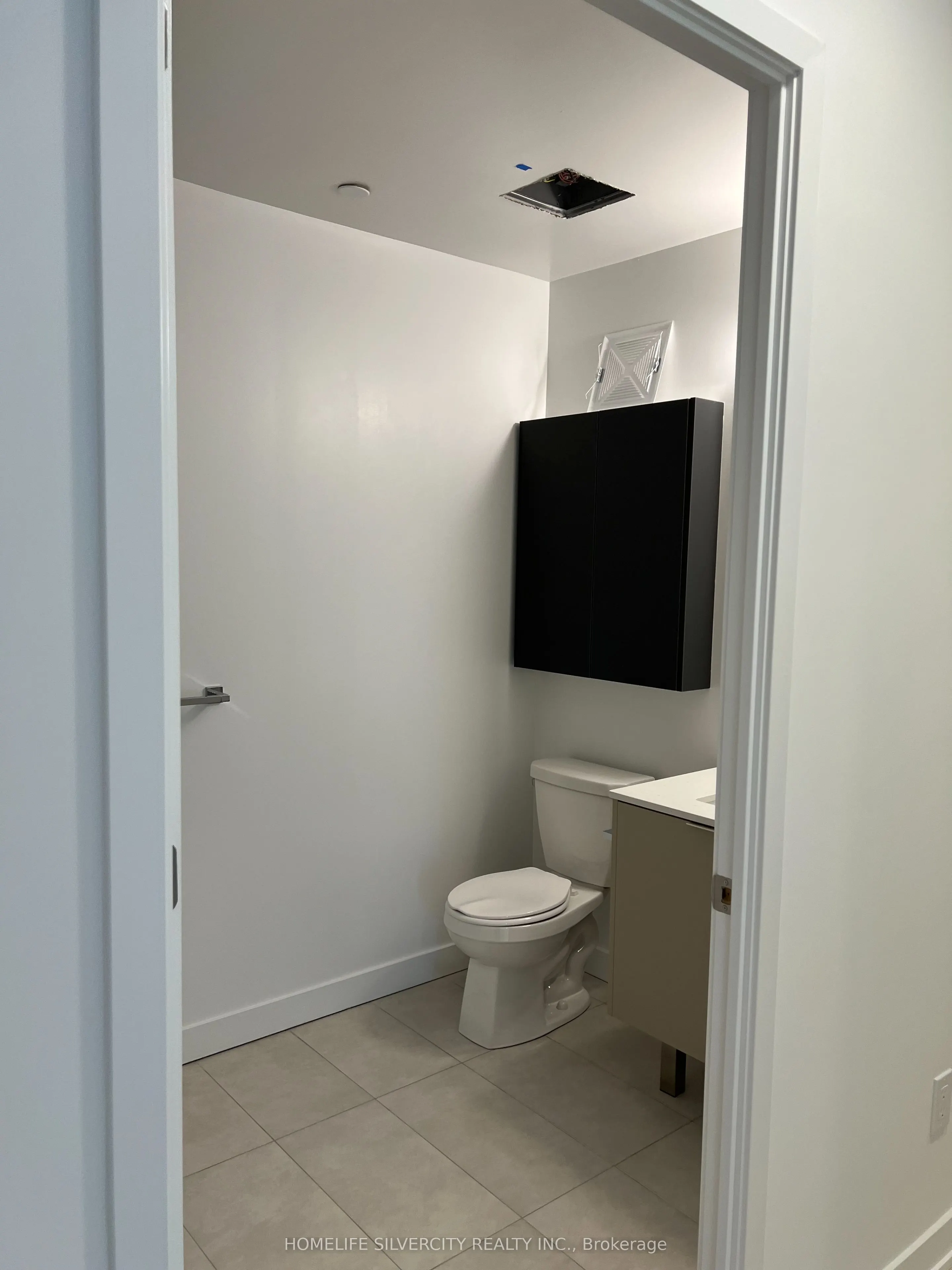 8 Tippett Road #1505