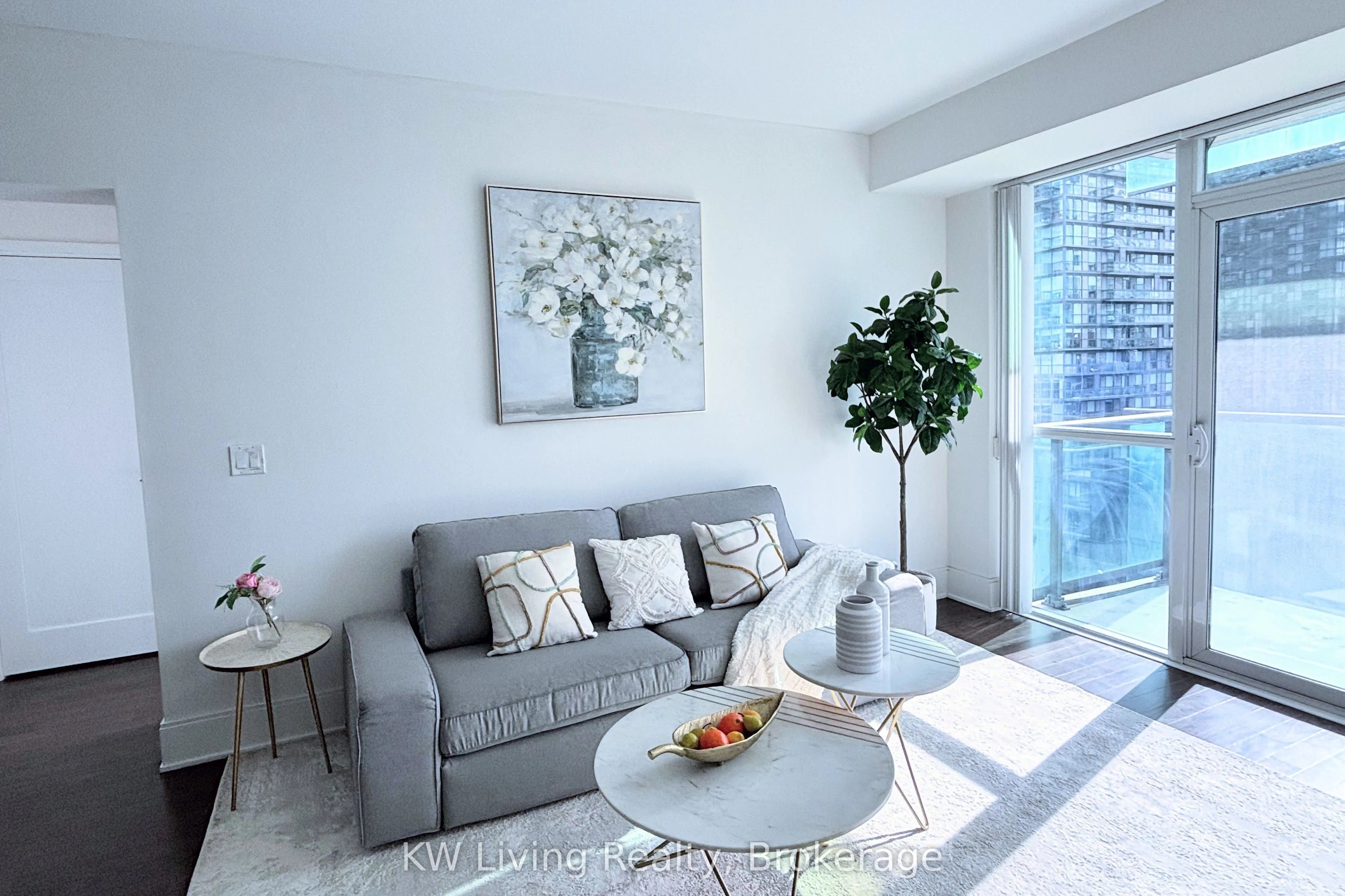 70 Roehampton Avenue #1116