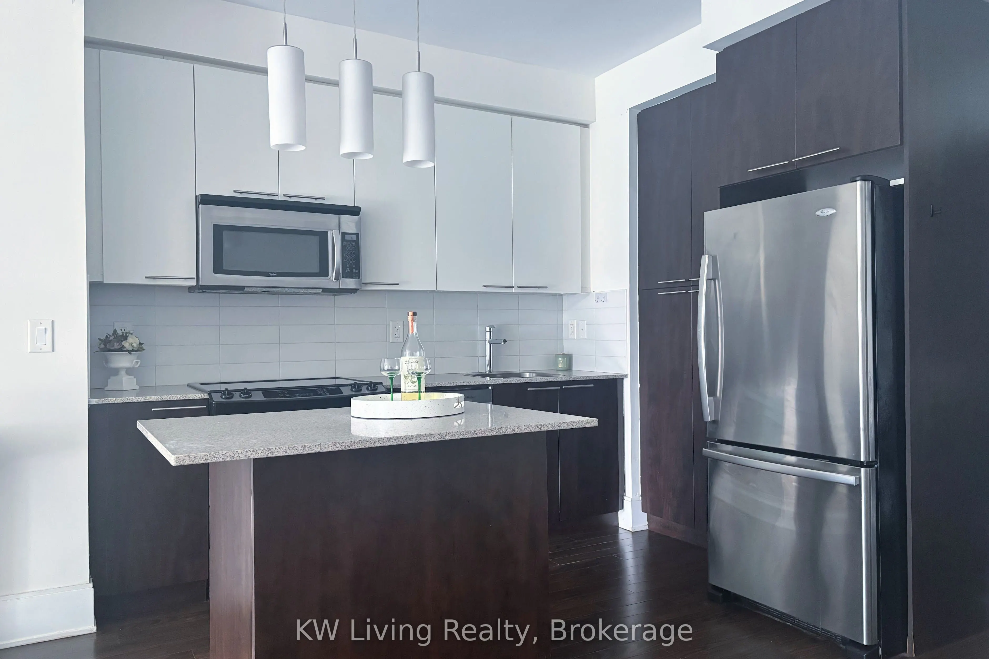 70 Roehampton Avenue #1116