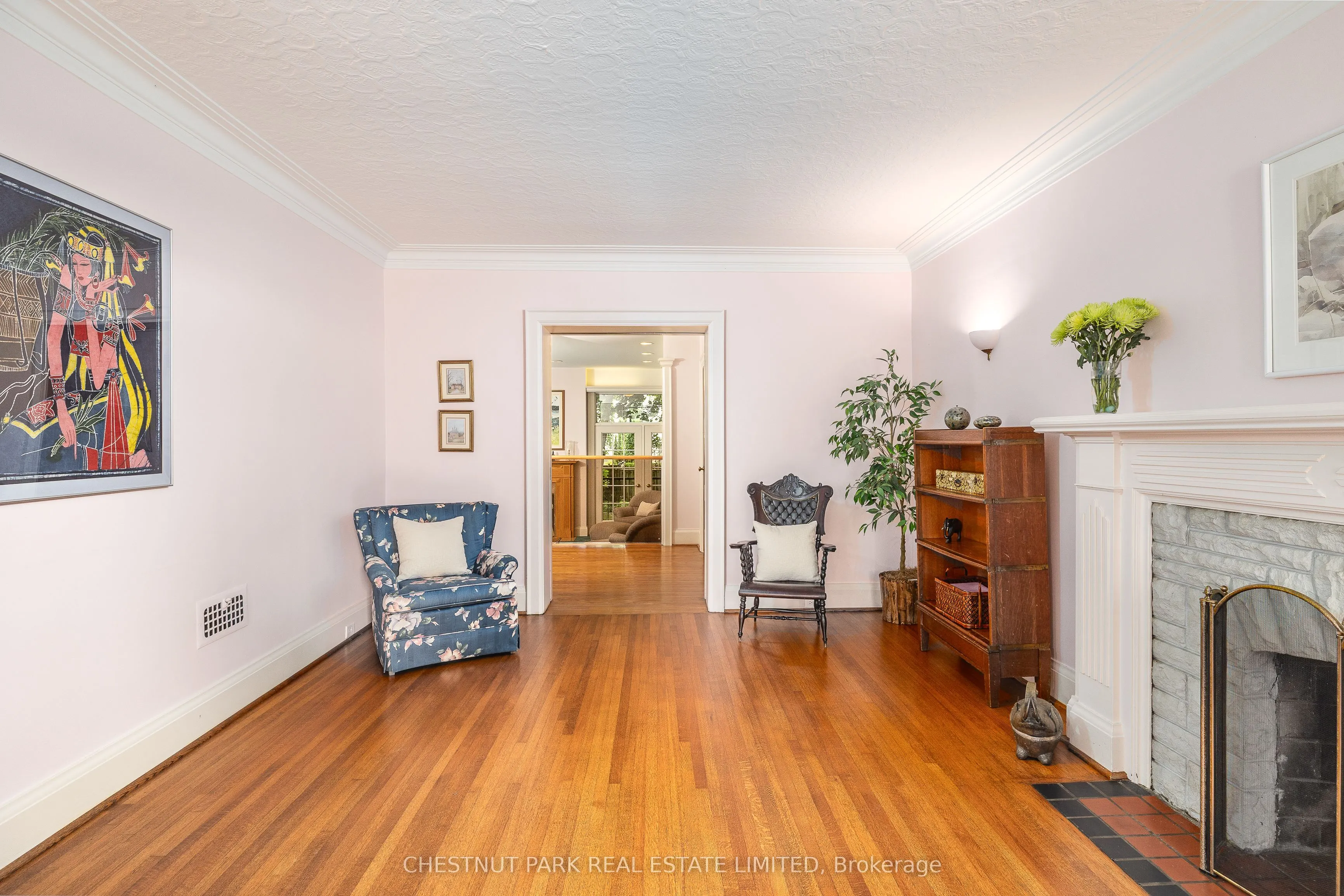 16 Lewes Crescent