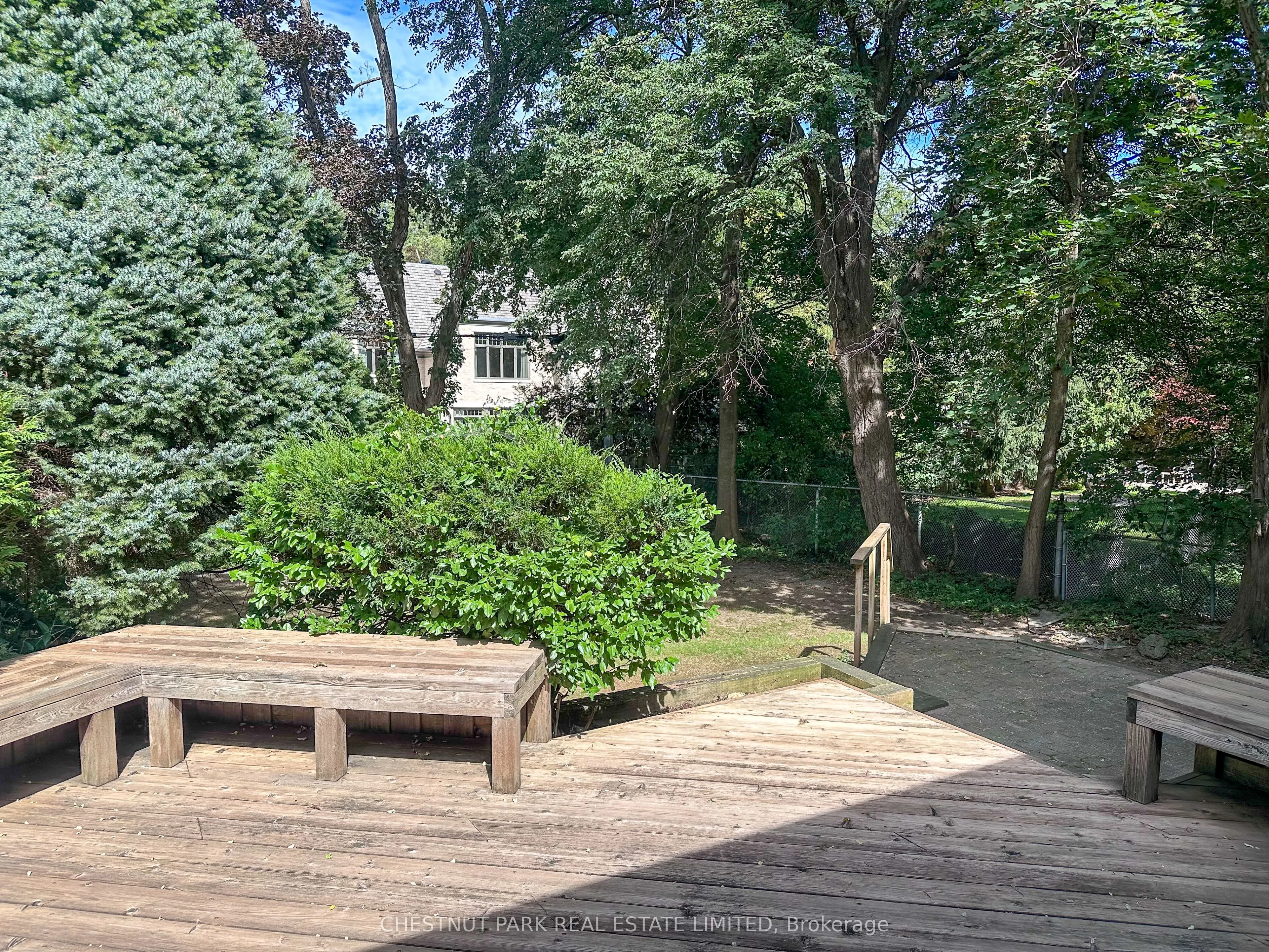 16 Lewes Crescent