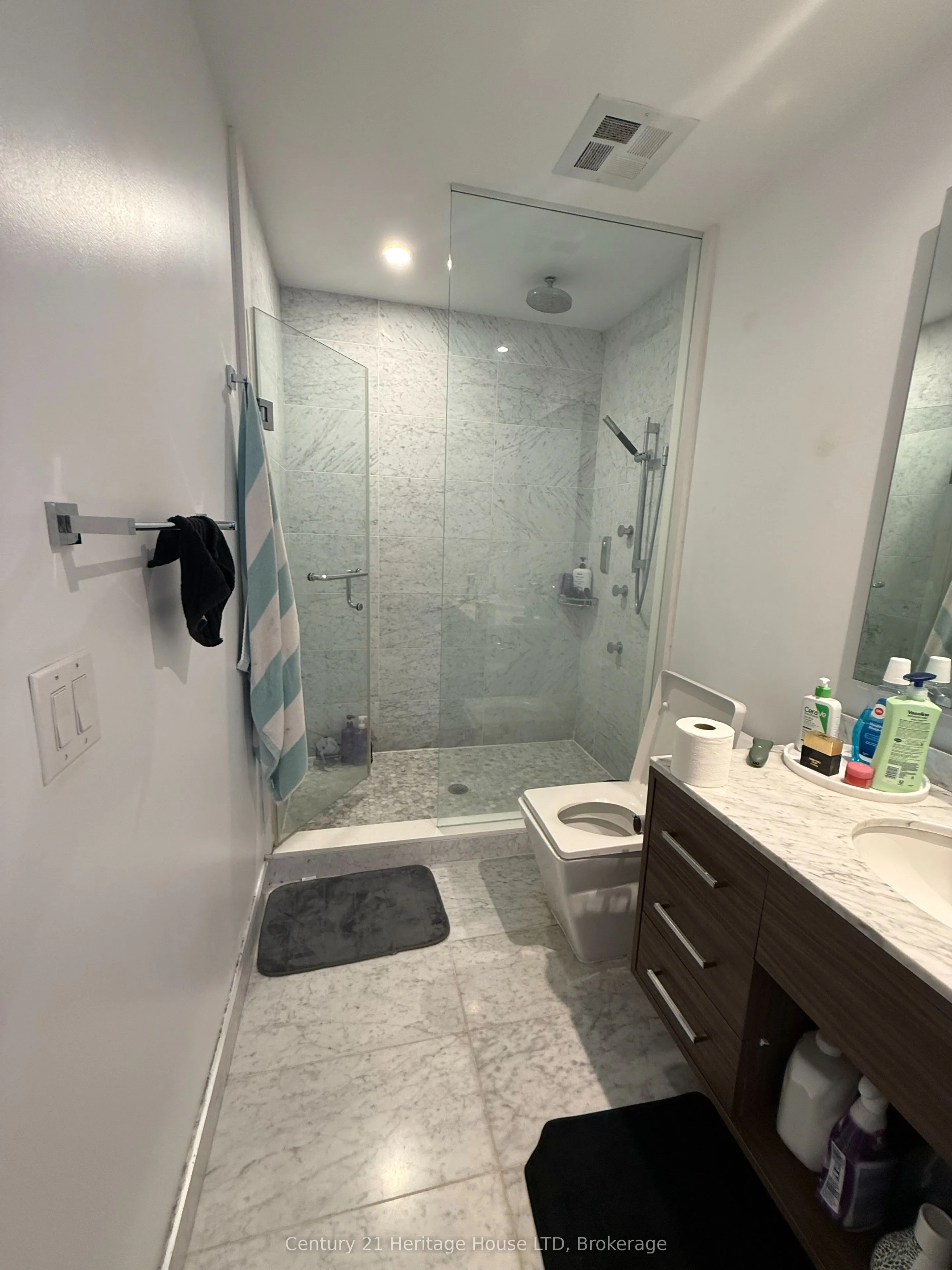 488 University Avenue #4403
