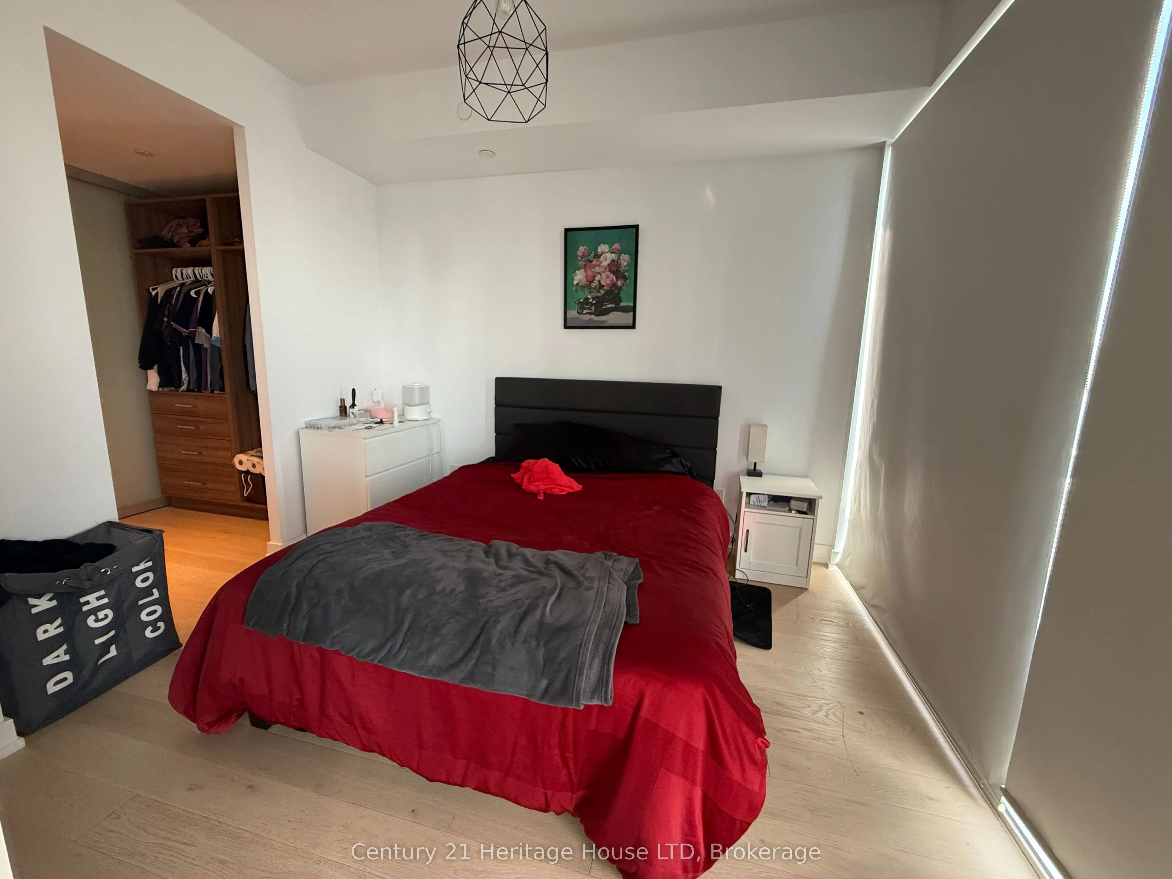 488 University Avenue #4403
