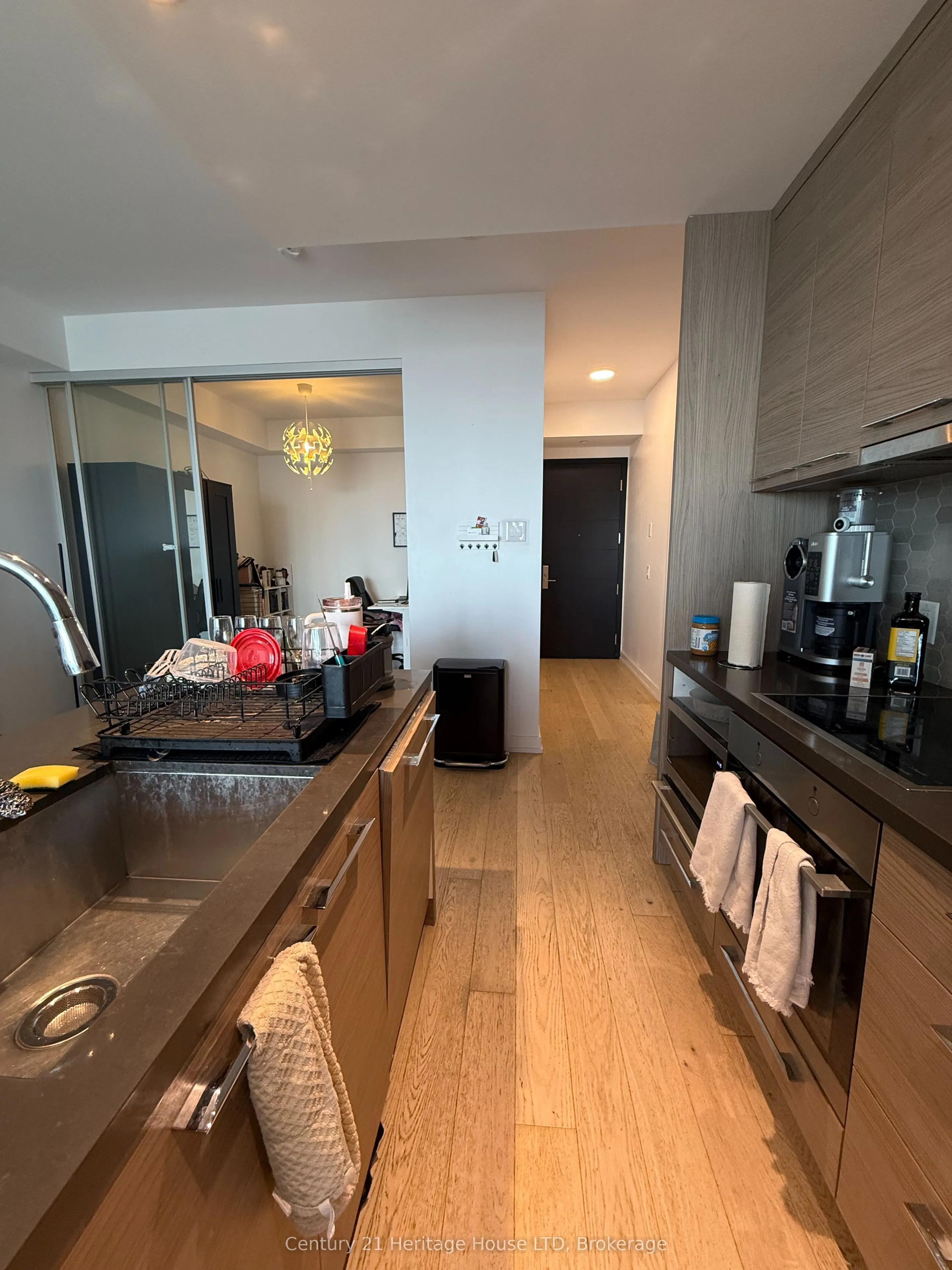488 University Avenue #4403