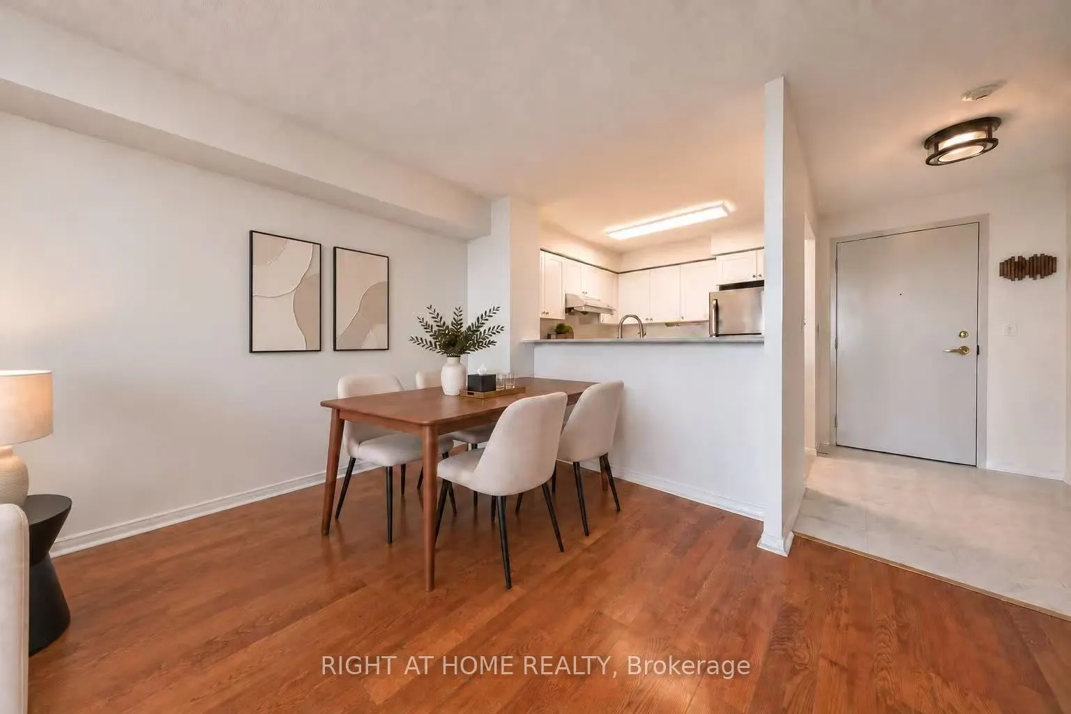 28 Pemberton Avenue #706