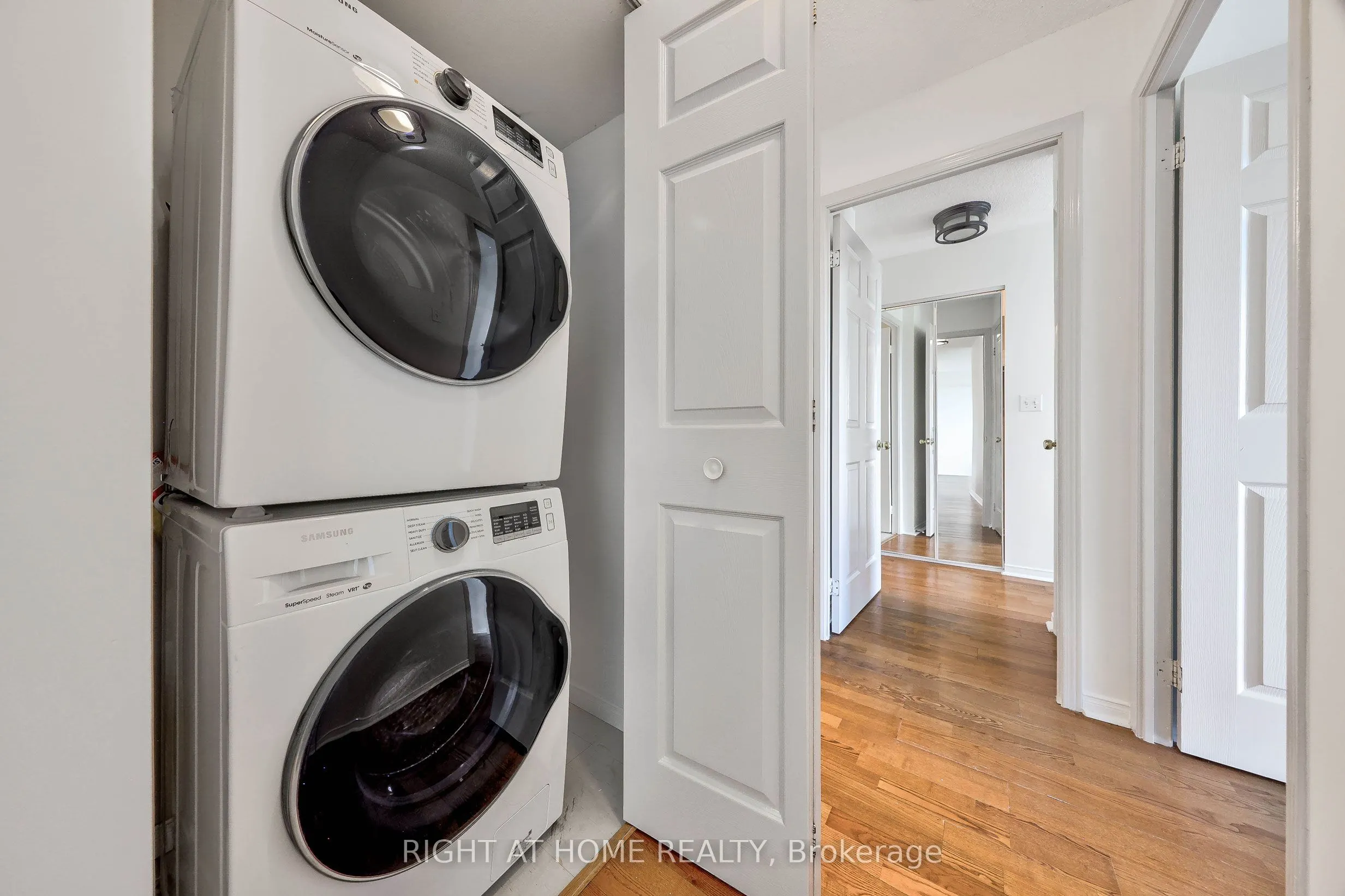 28 Pemberton Avenue #706