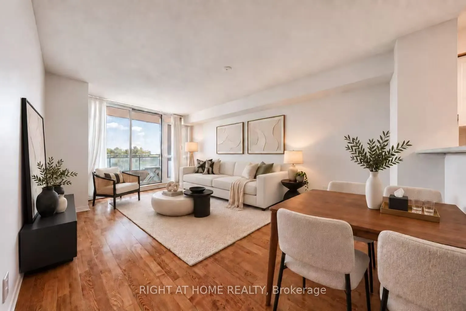 28 Pemberton Avenue #706