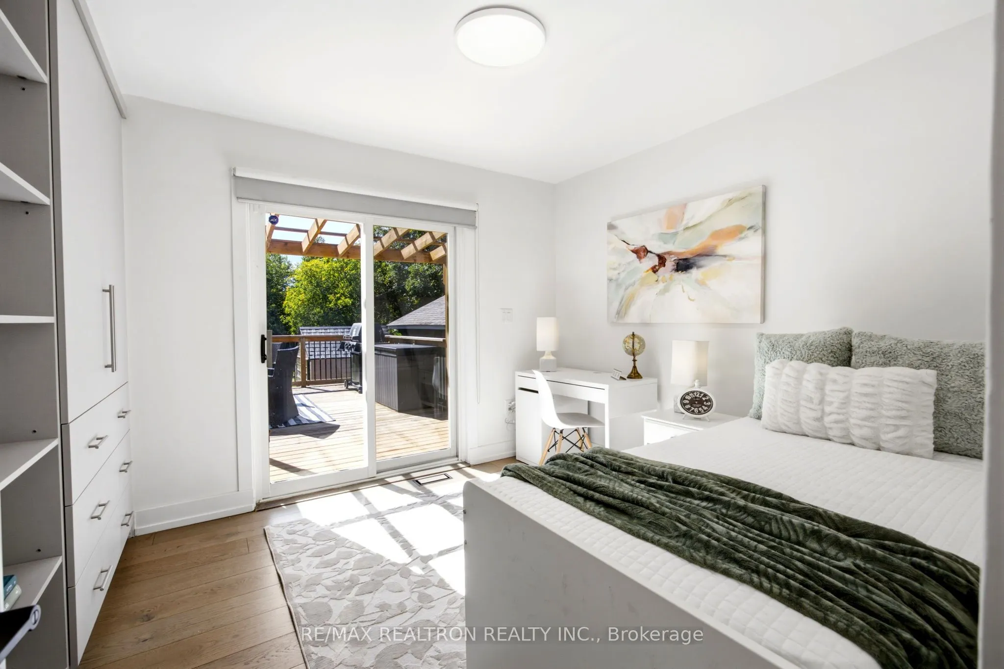 119 Reiner Road