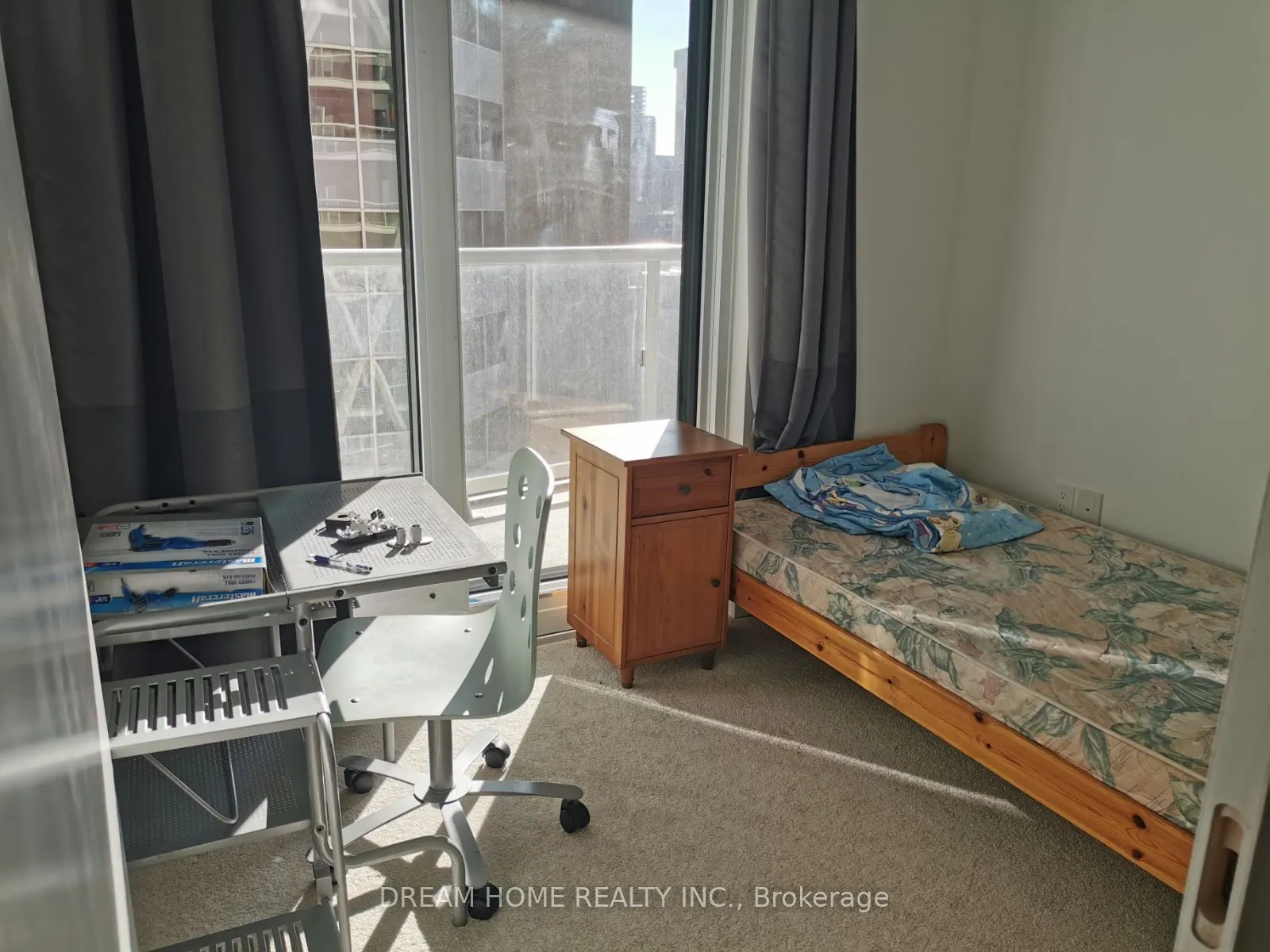 230 Simcoe Street #1226