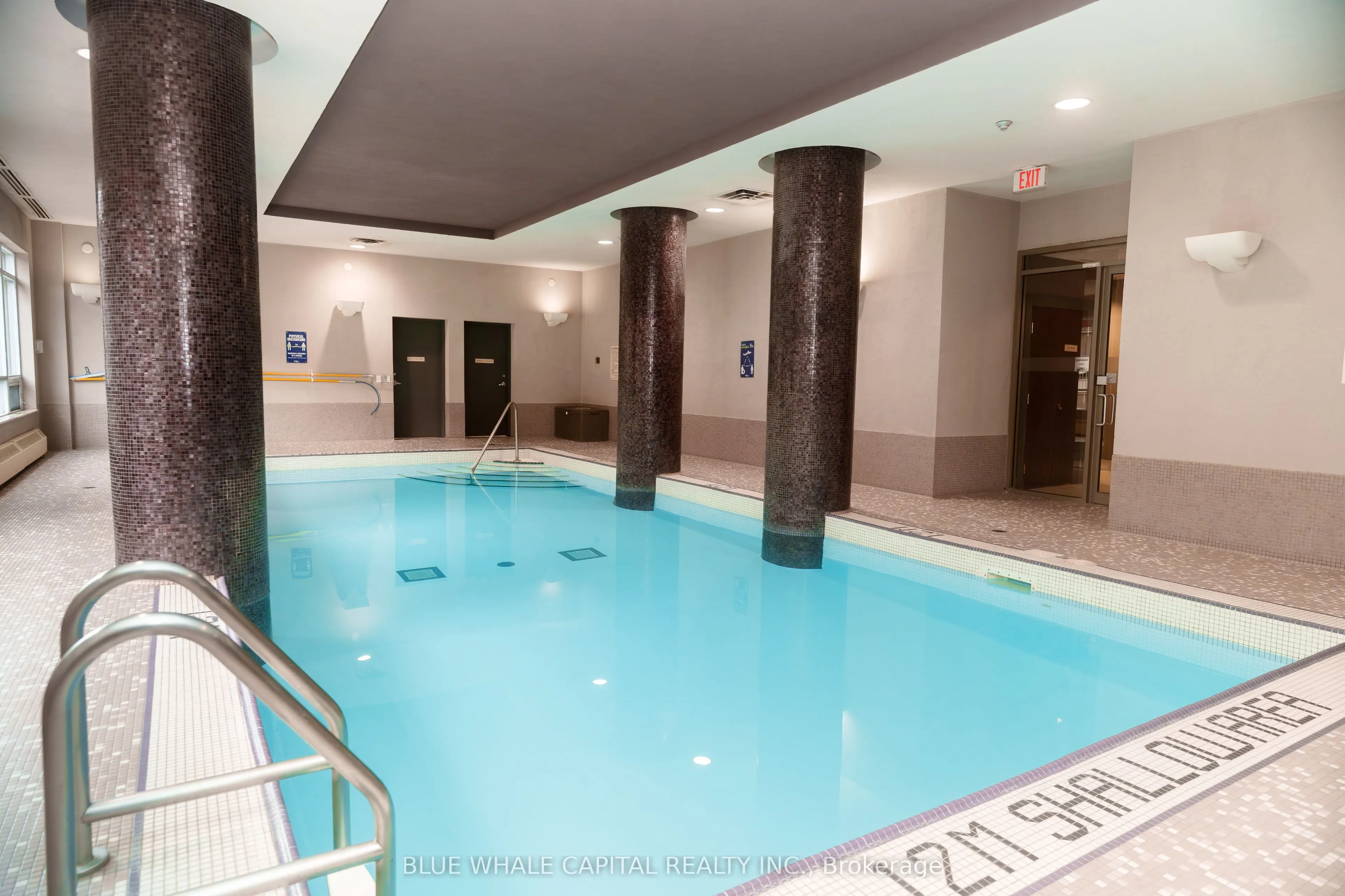 18 Kenaston Gardens #1707