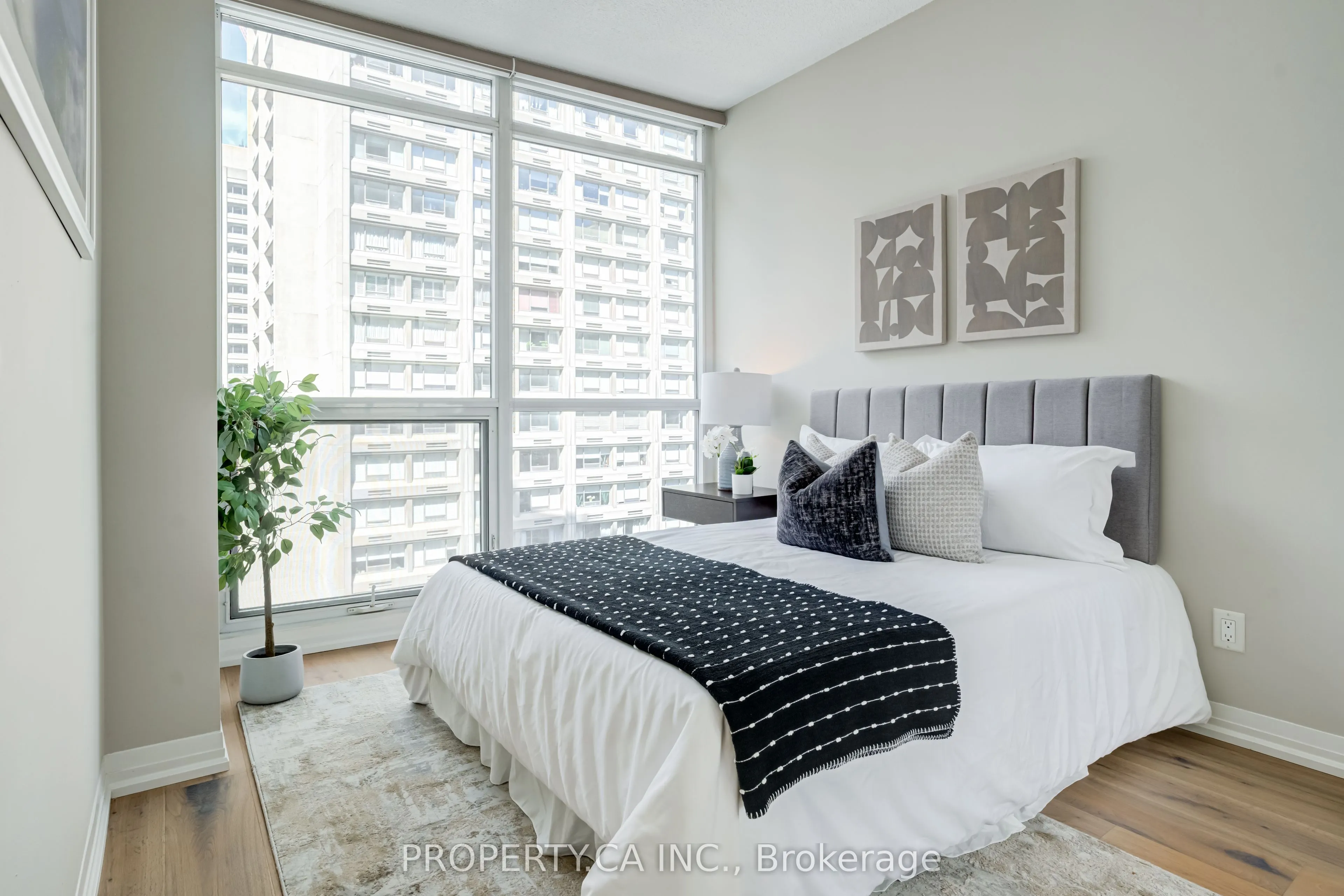1121 Bay Street #904