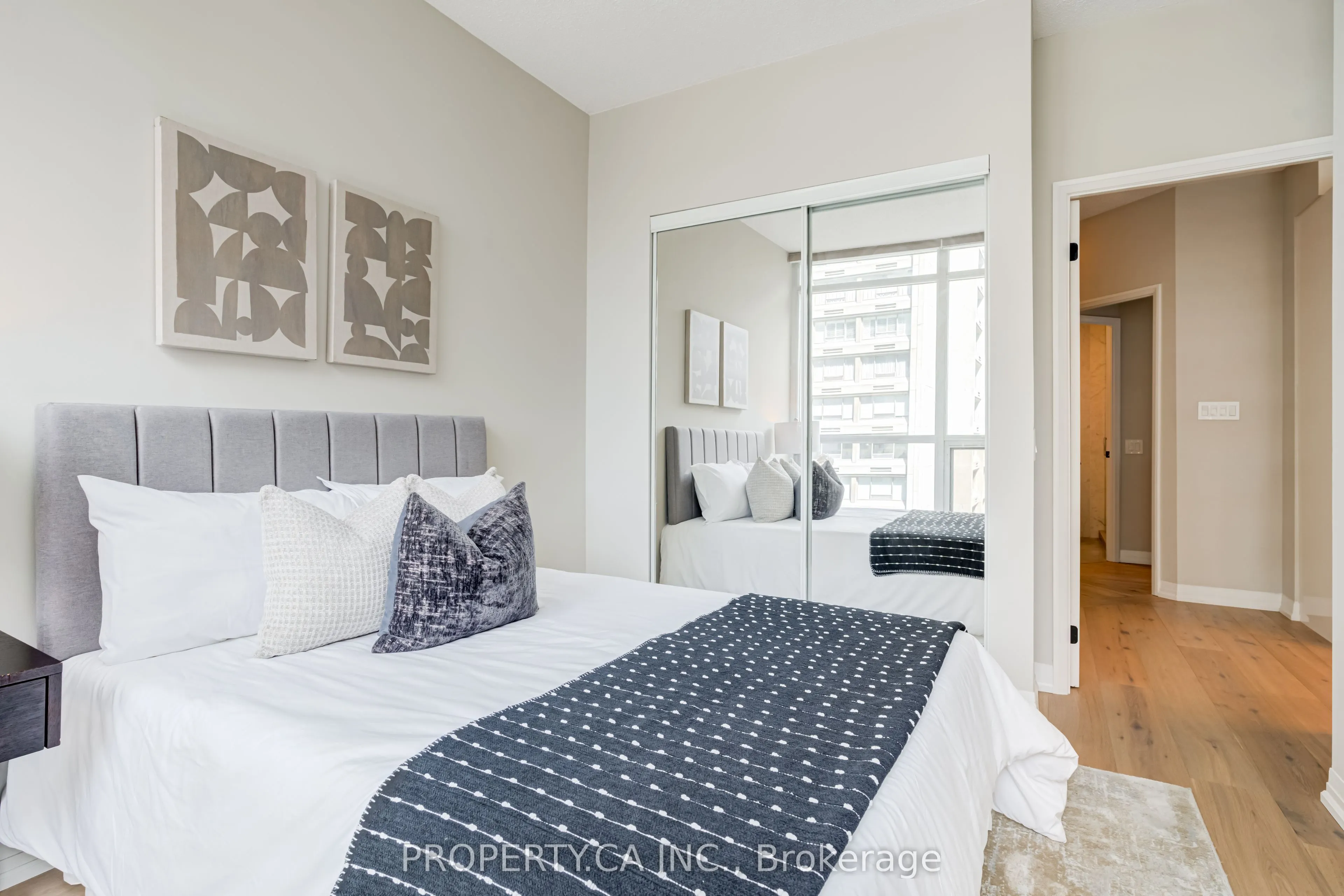 1121 Bay Street #904