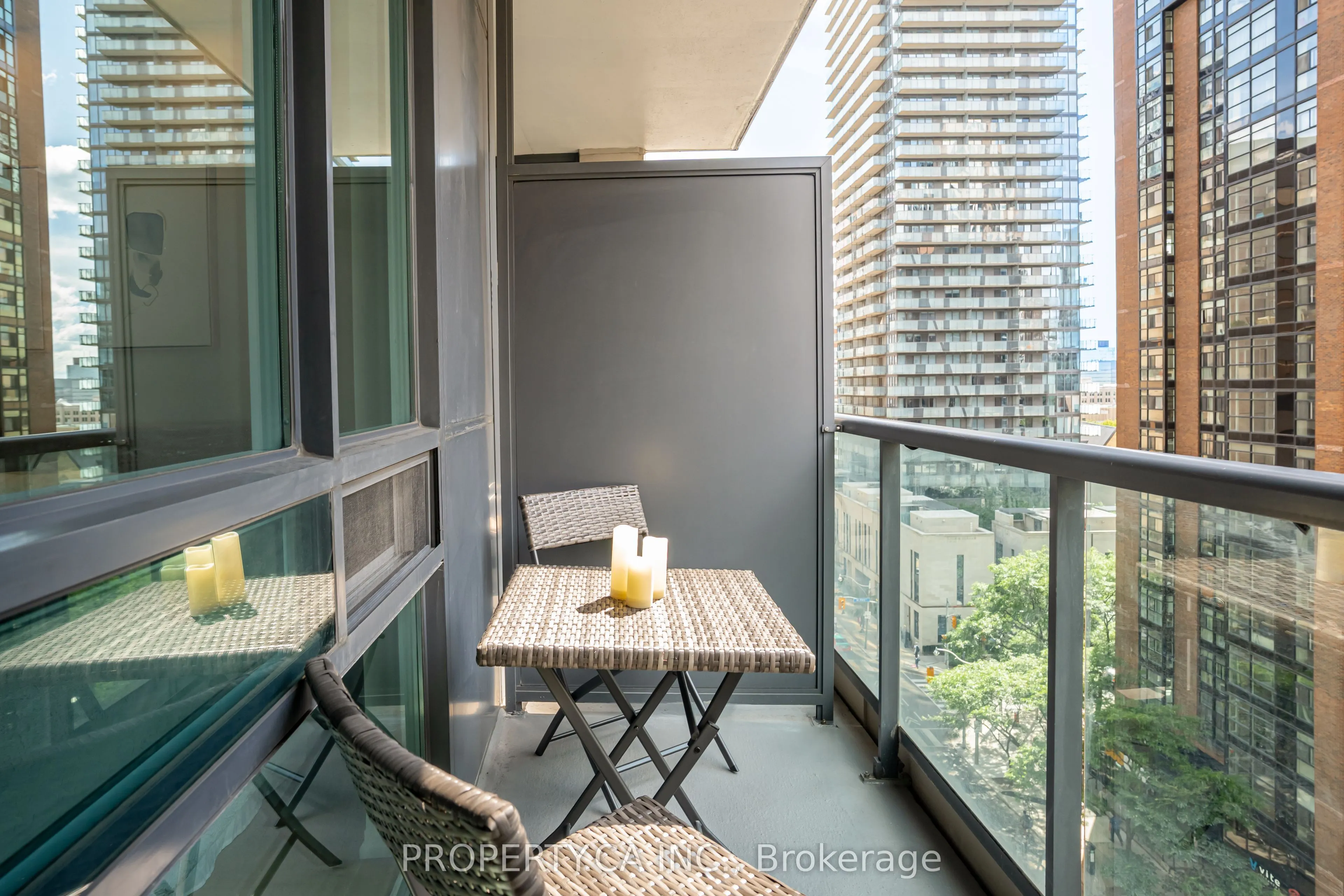 1121 Bay Street #904