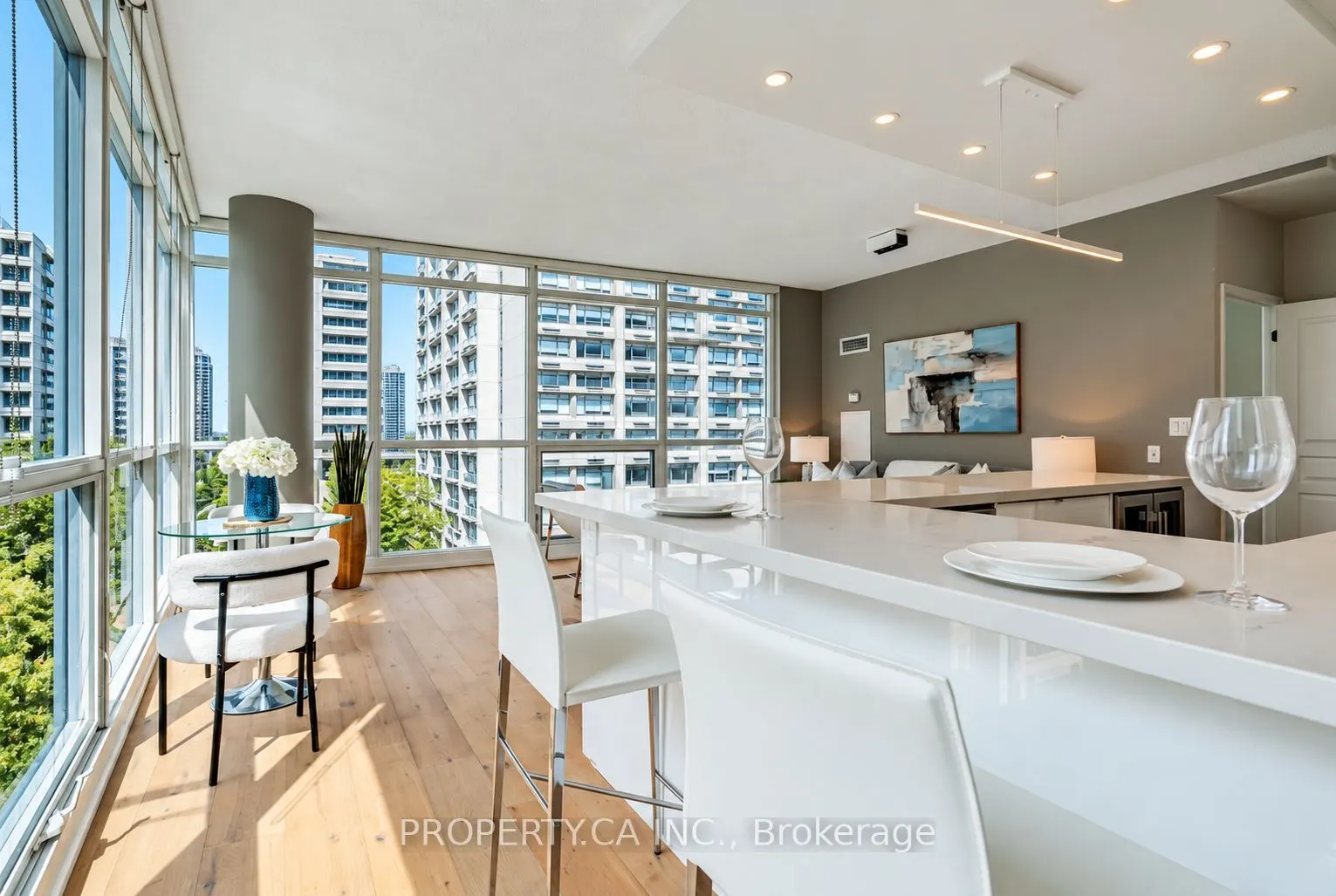 1121 Bay Street #904