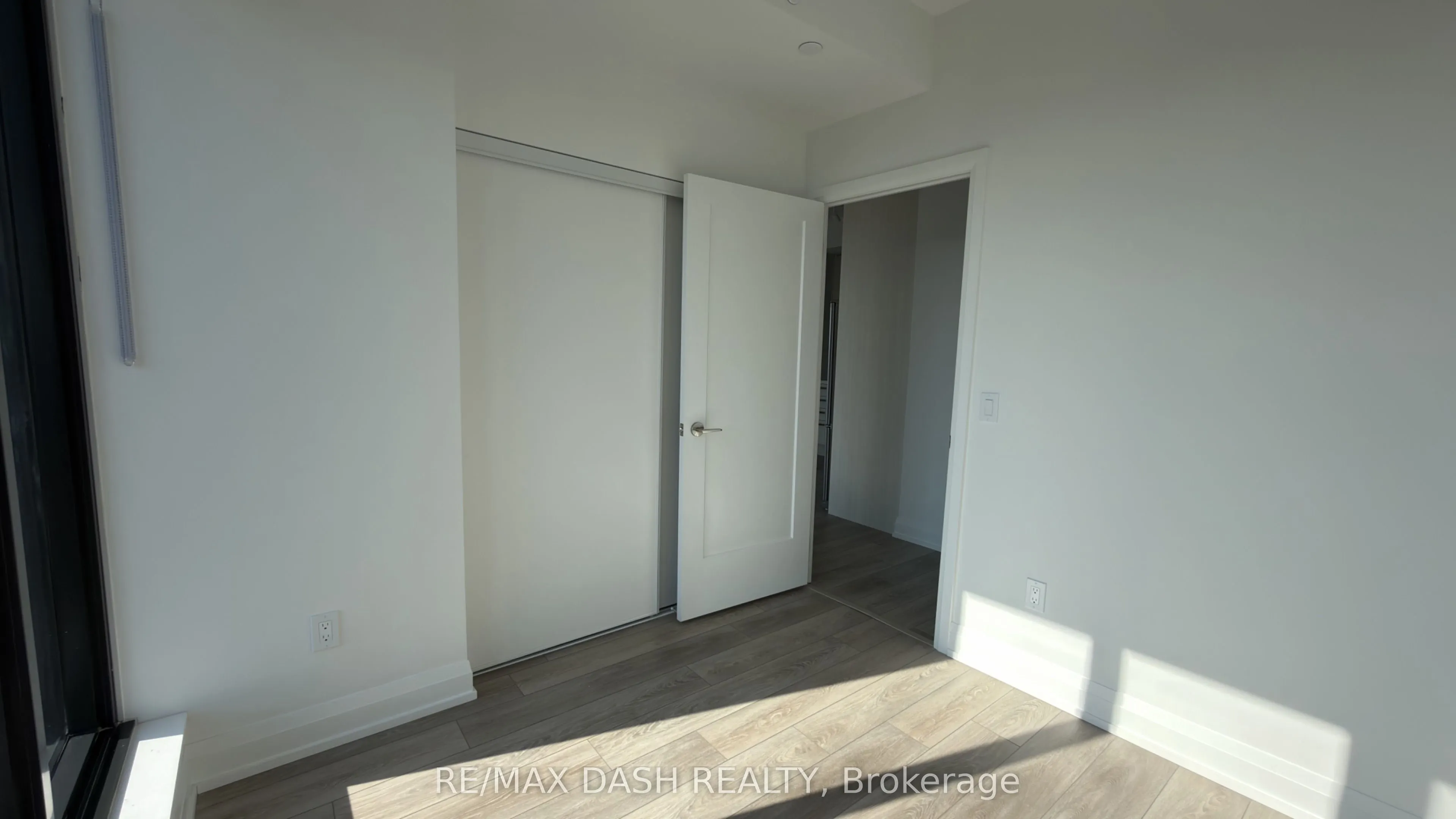 20 Soudan Avenue #3703