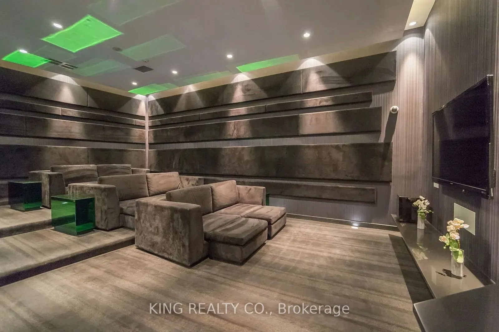 352 Front Street W #210