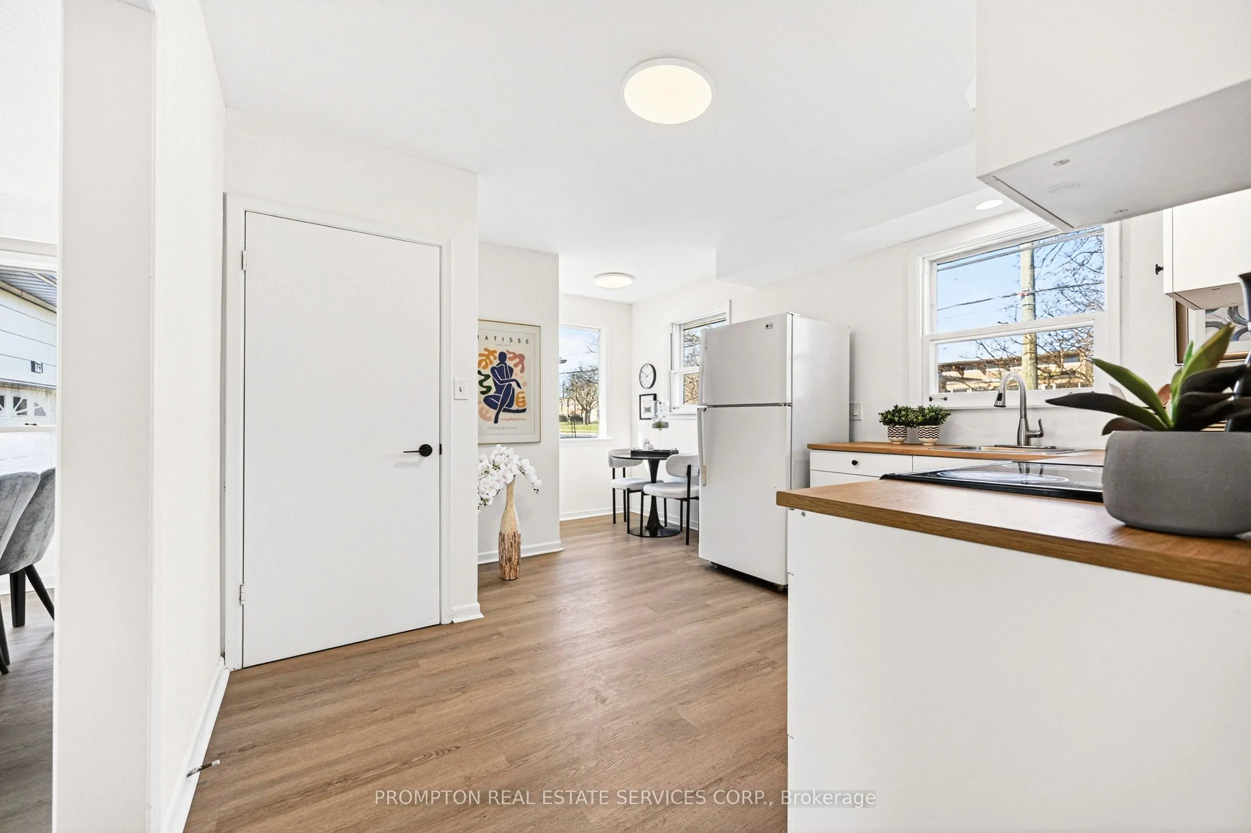 81 Maxome Avenue