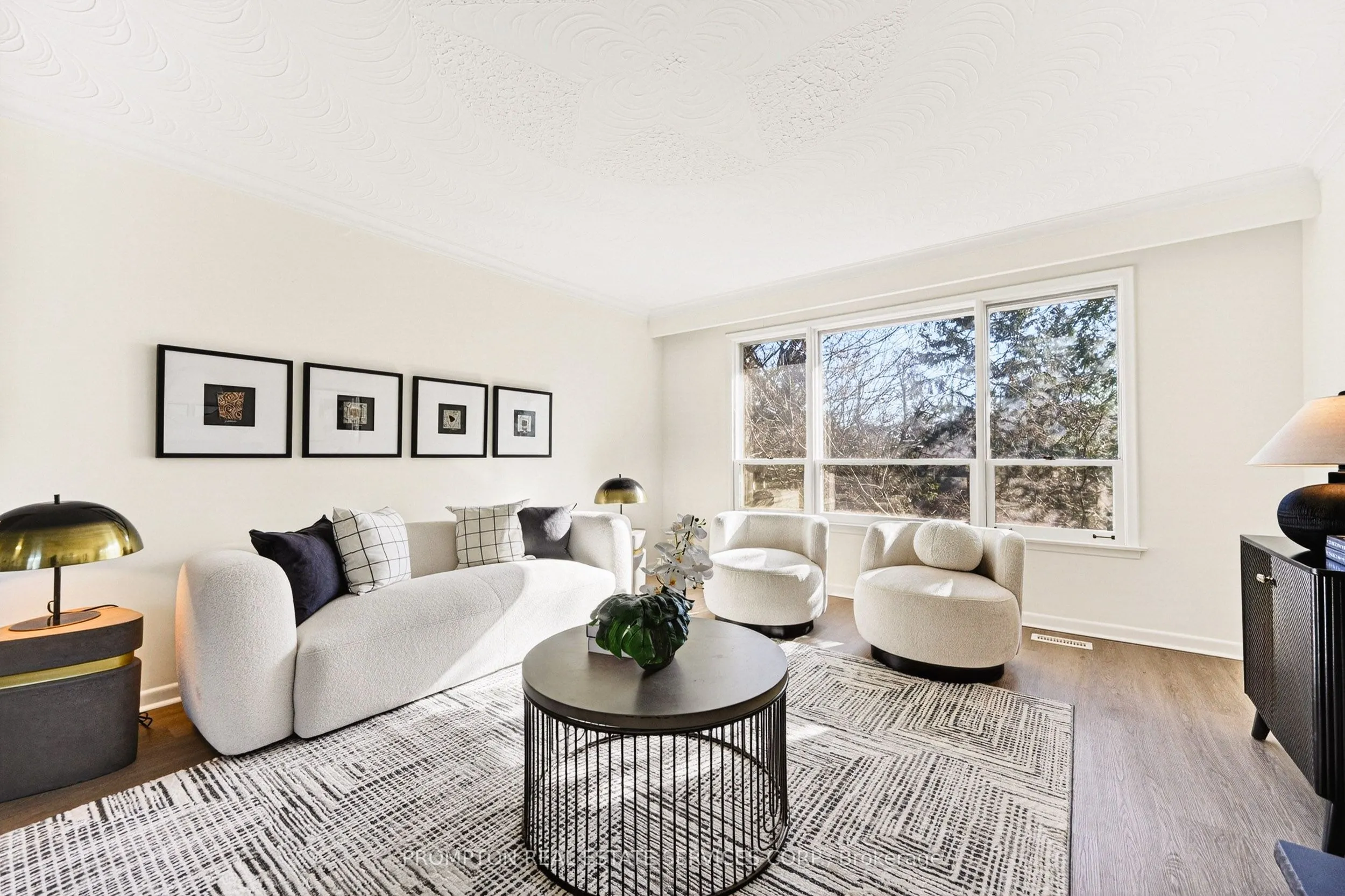81 Maxome Avenue