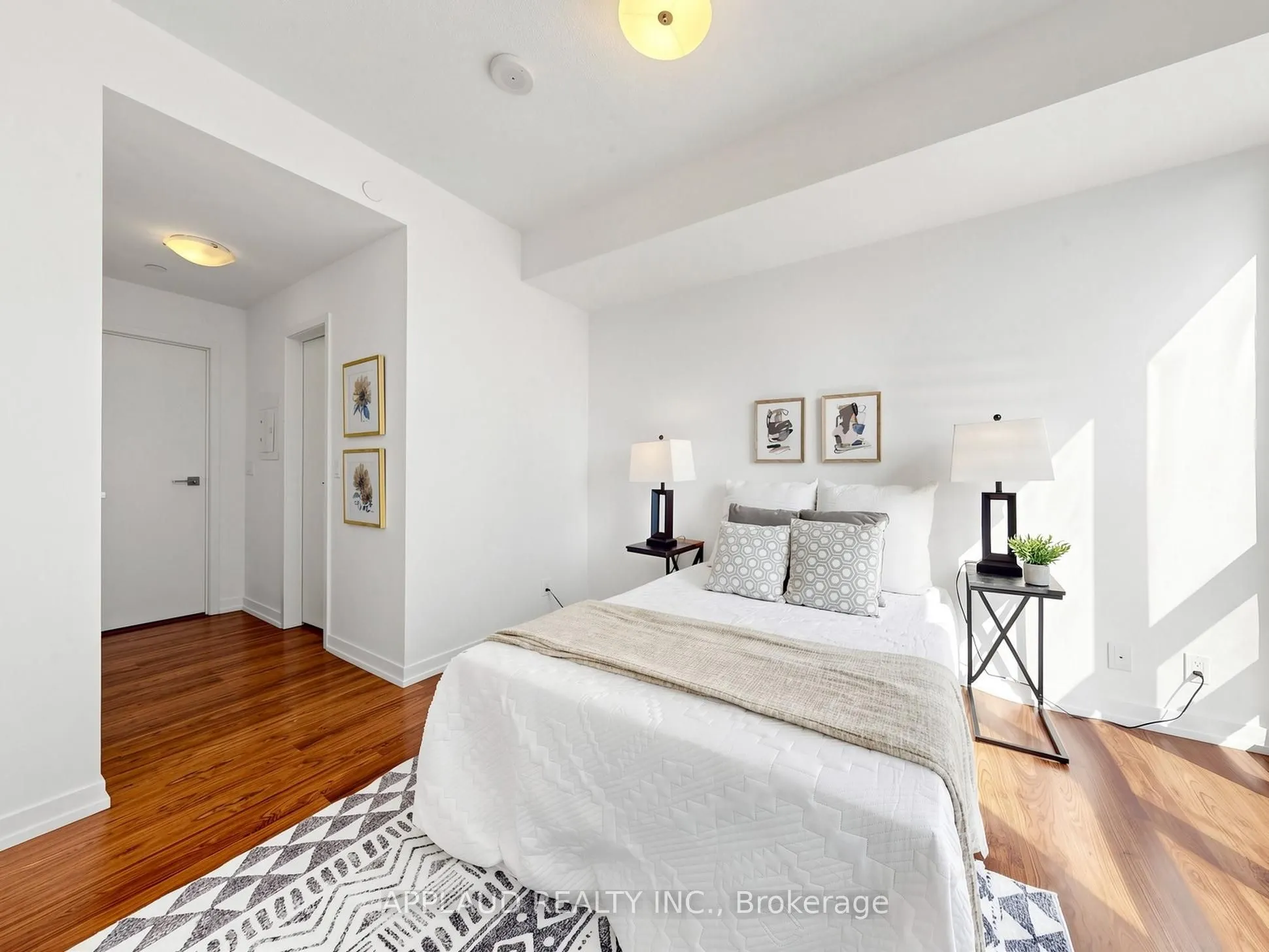 89 Dunfield Avenue #2307