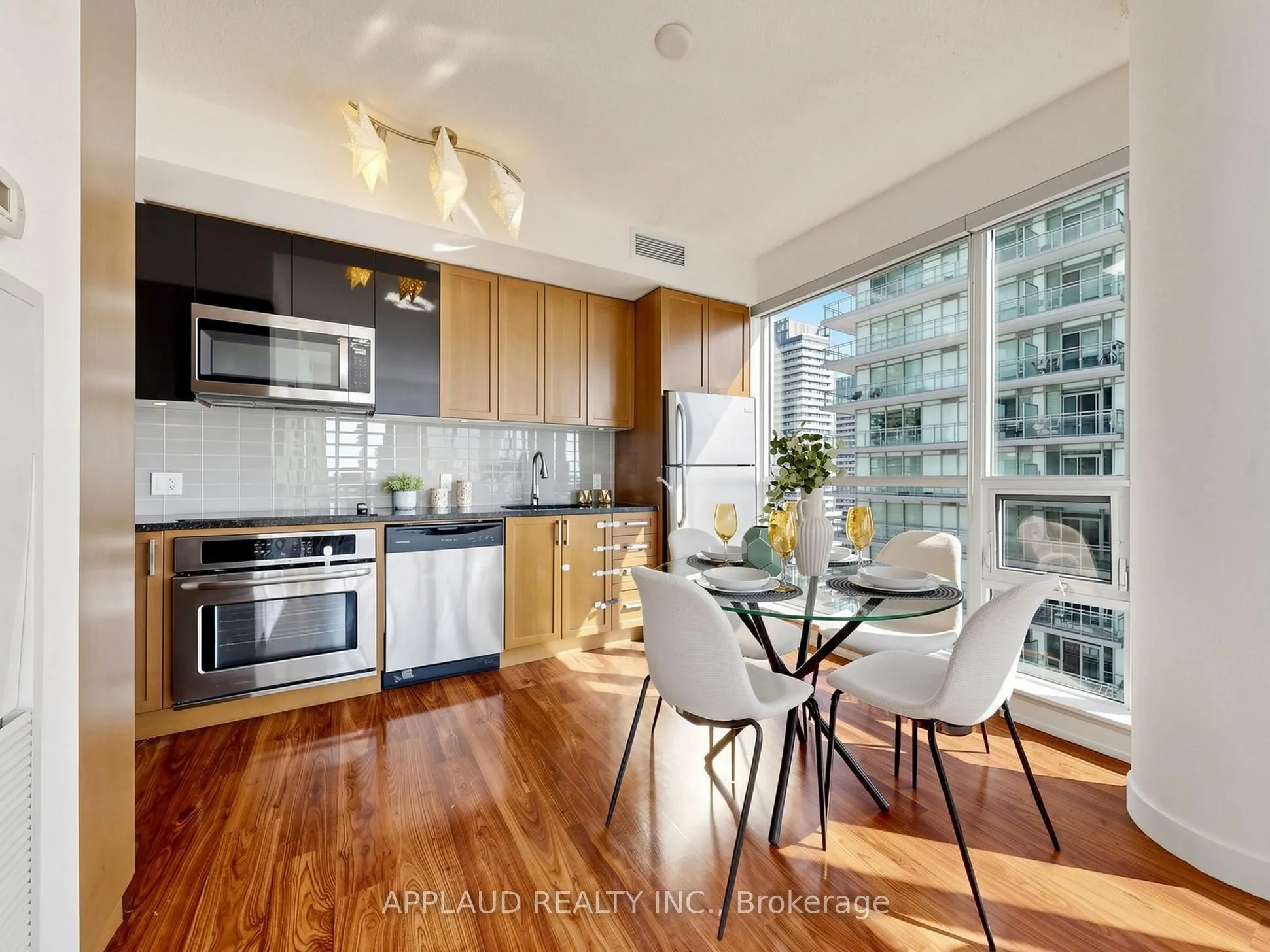 89 Dunfield Avenue #2307