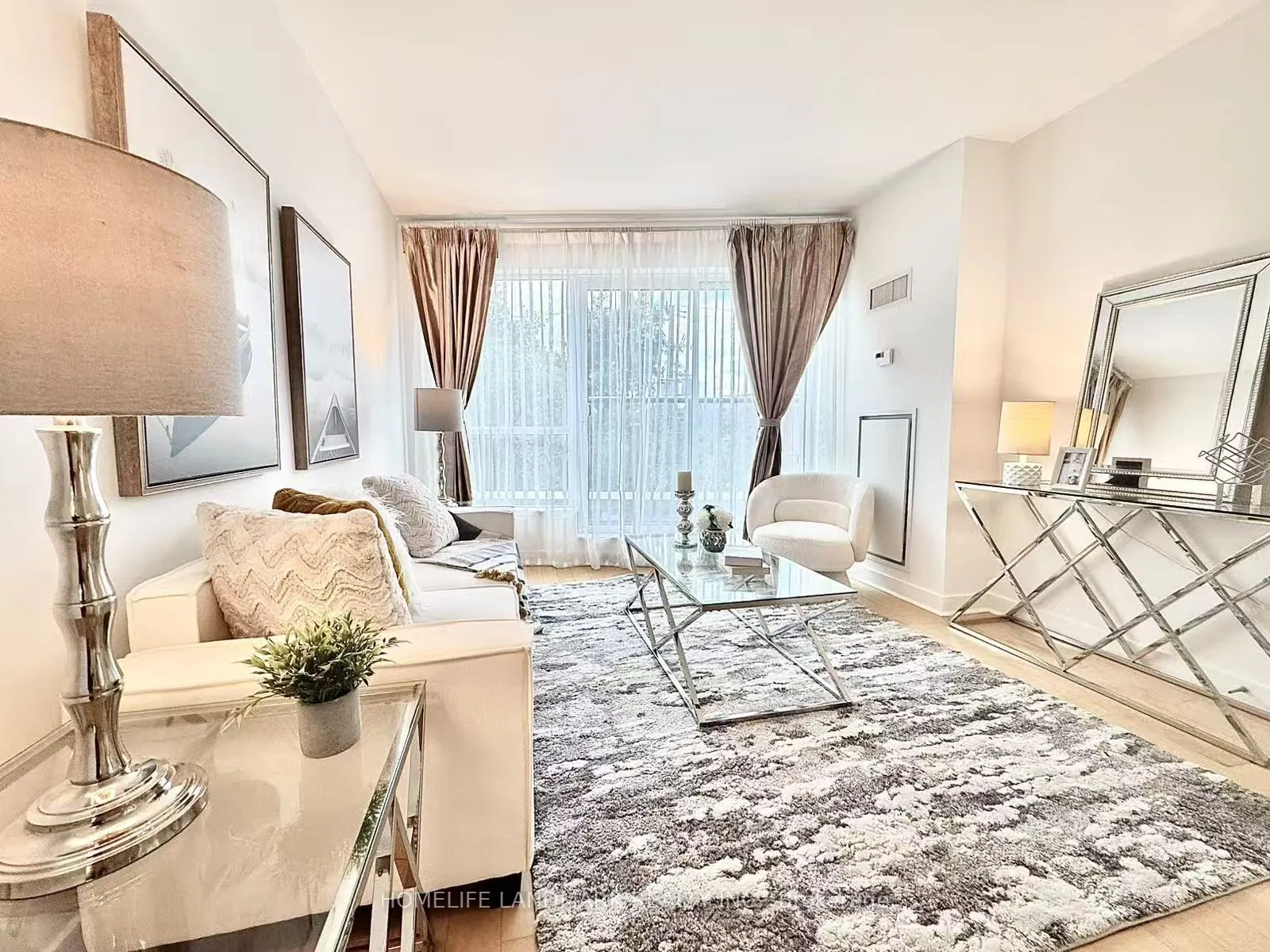 58 Orchard View Boulevard #209