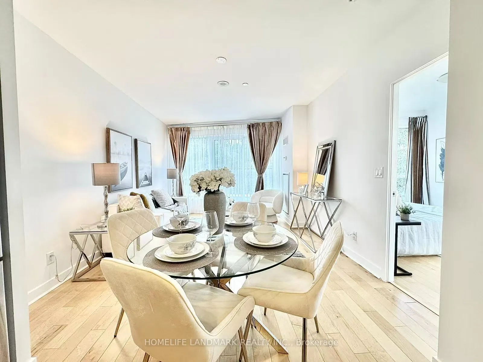 58 Orchard View Boulevard #209