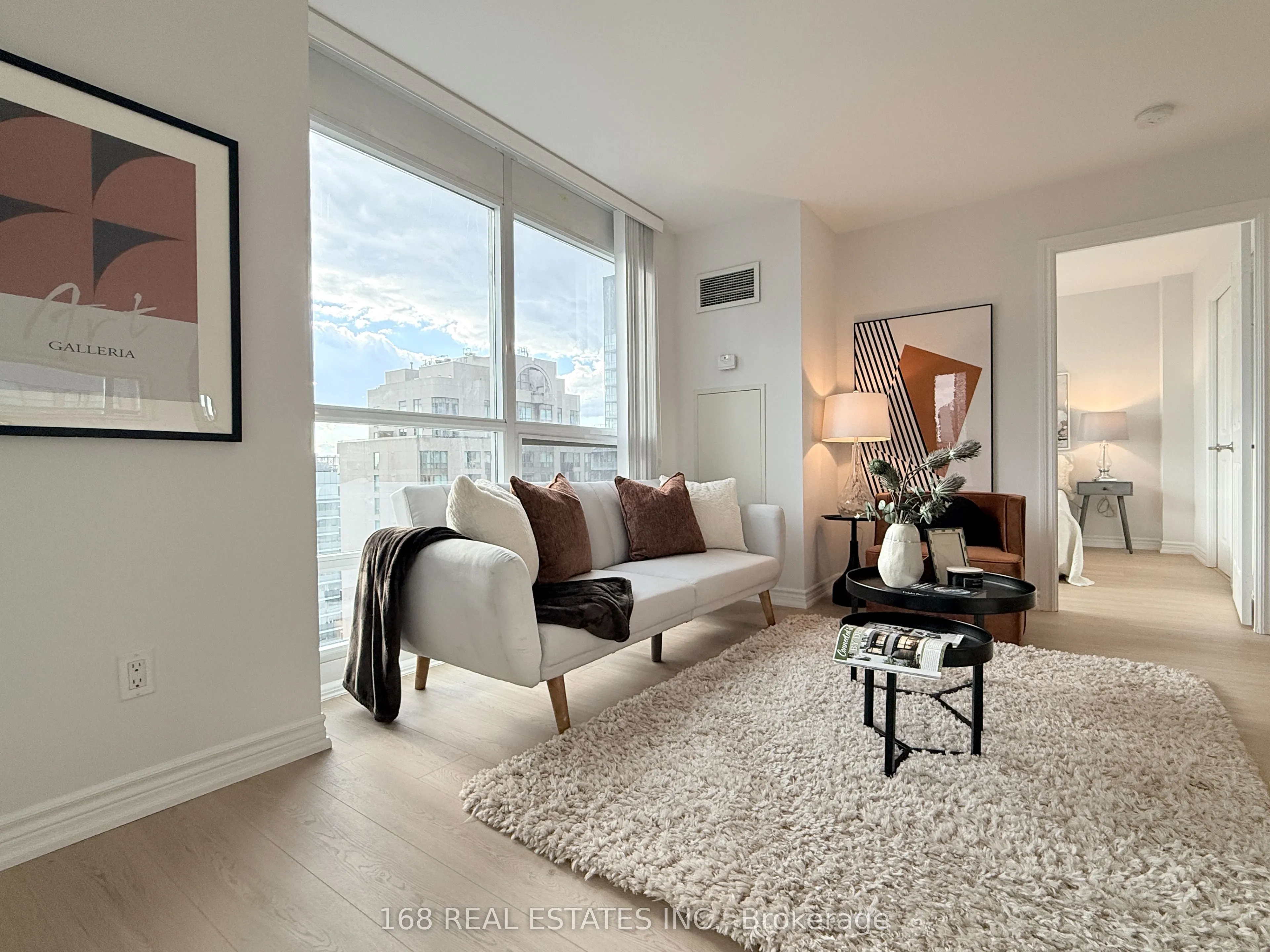 761 Bay Street #2809