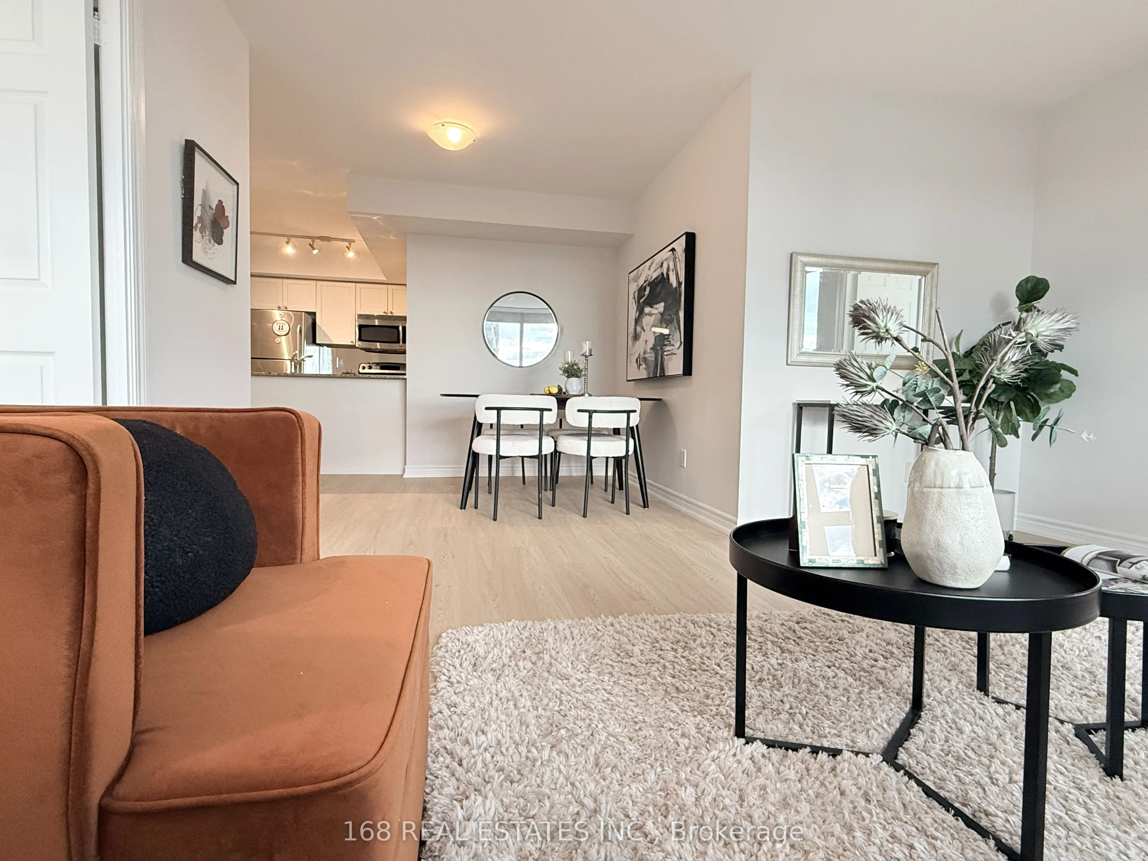 761 Bay Street #2809