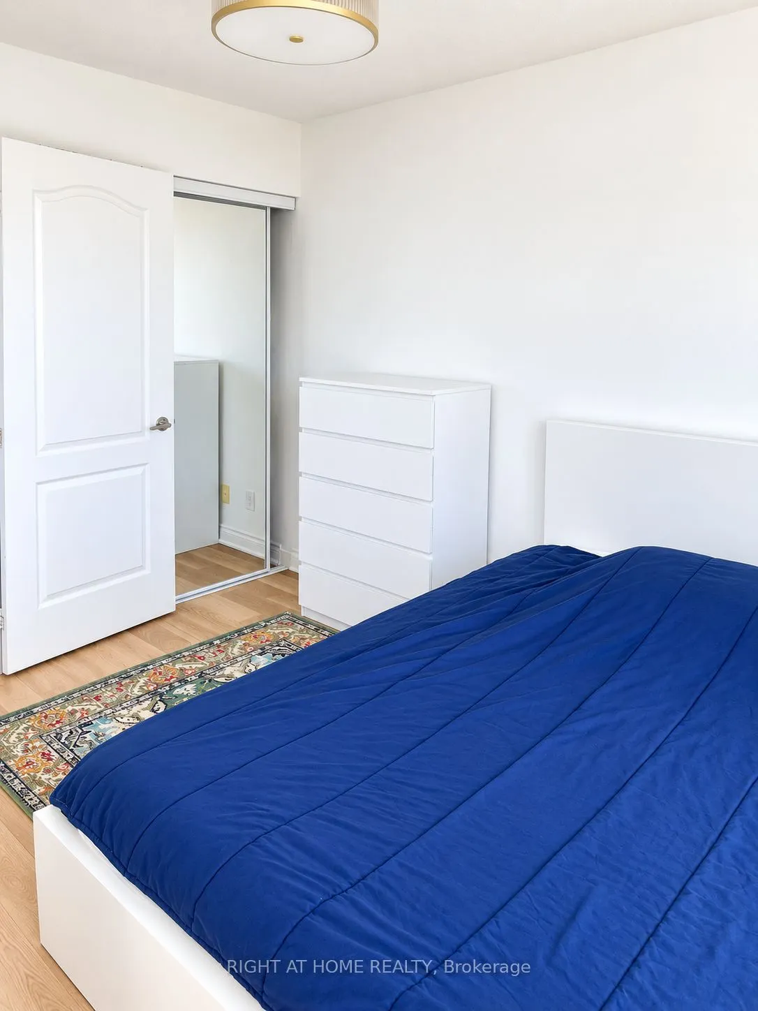 17 Barberry Place E #2214