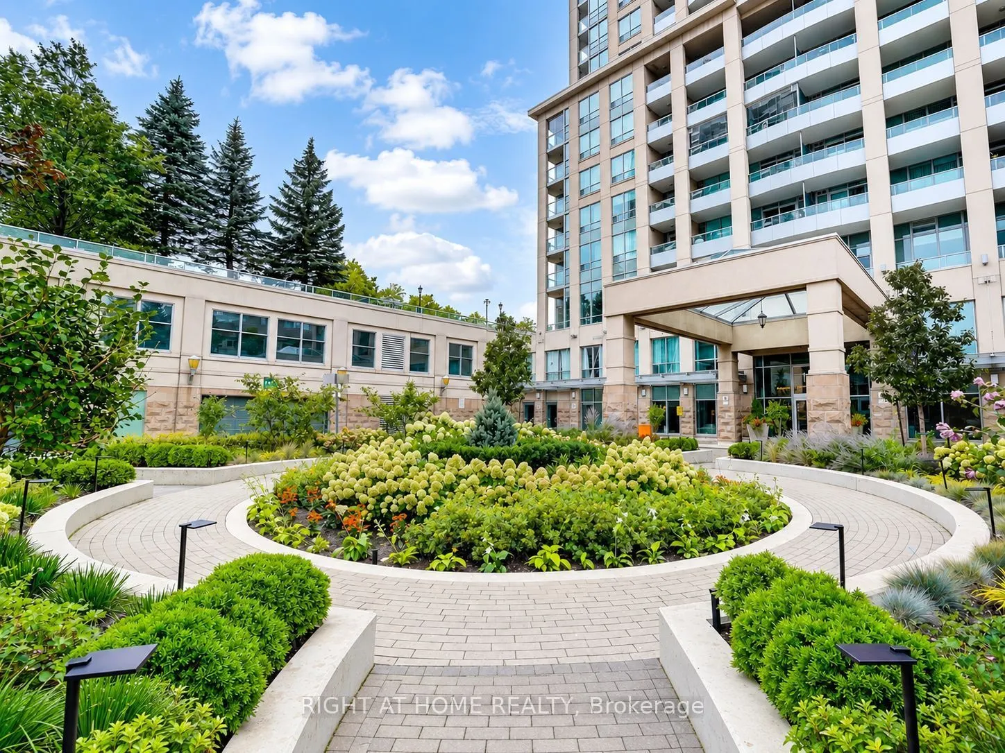 17 Barberry Place E #2214