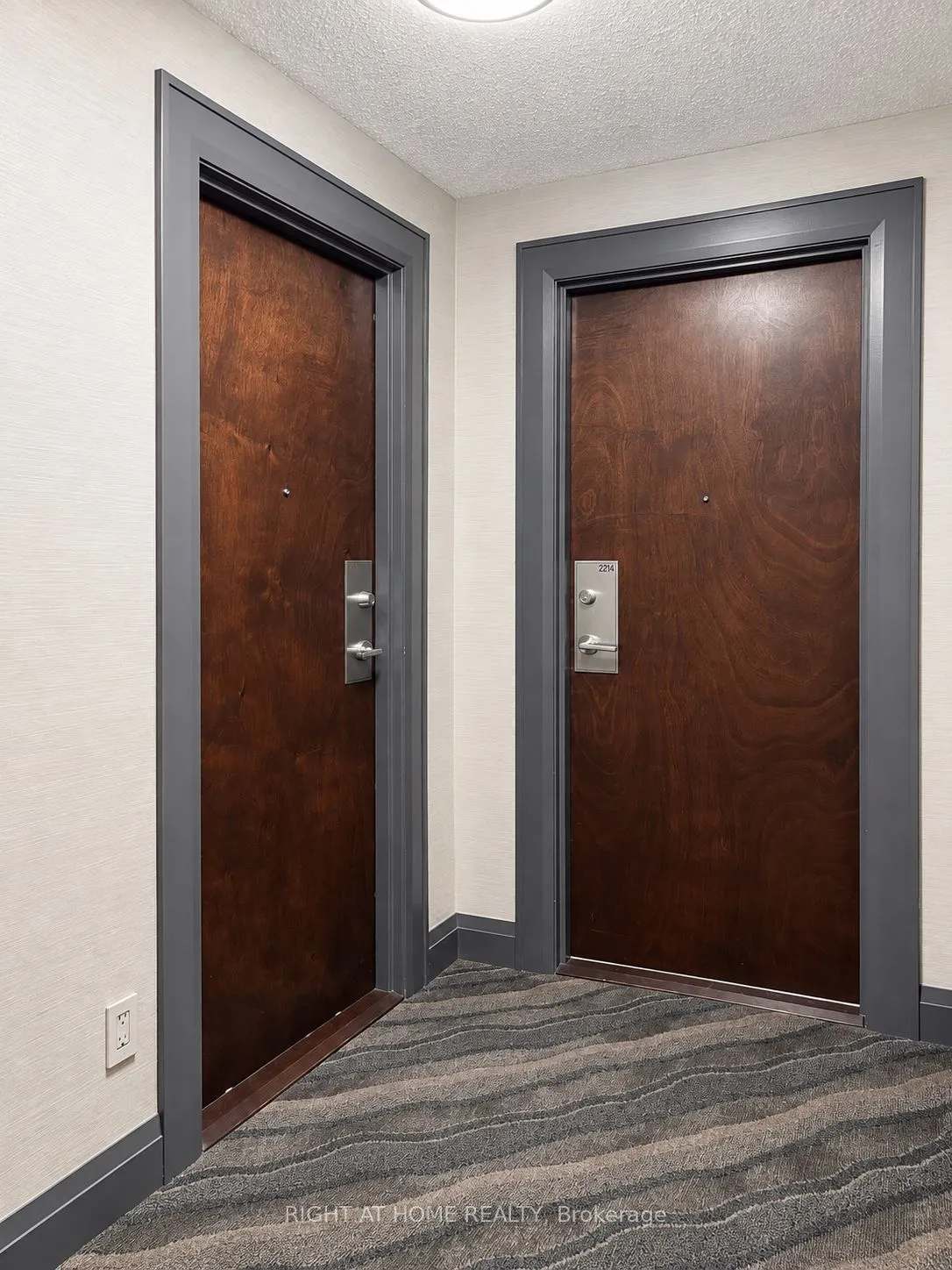 17 Barberry Place E #2214