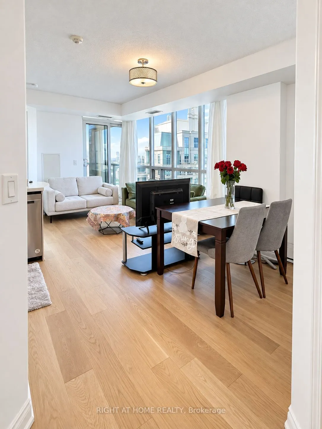 17 Barberry Place E #2214
