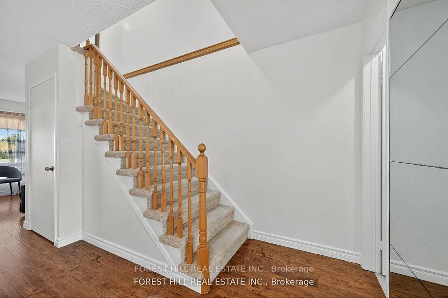 38 Carnival Court