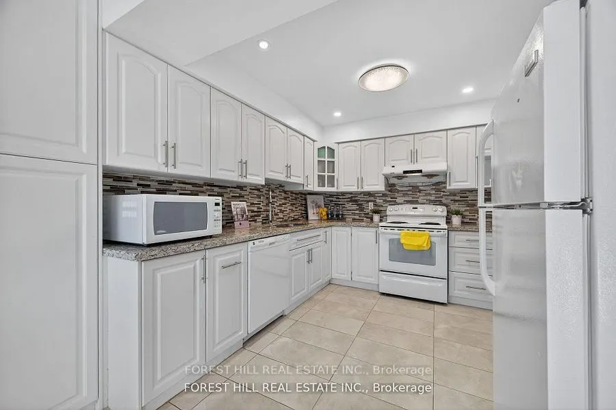 38 Carnival Court