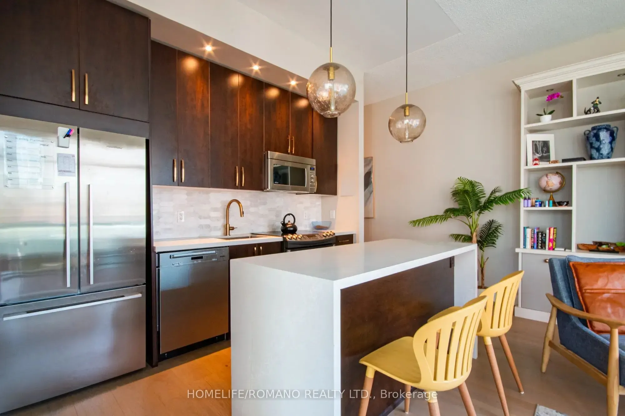 112 George Street #535